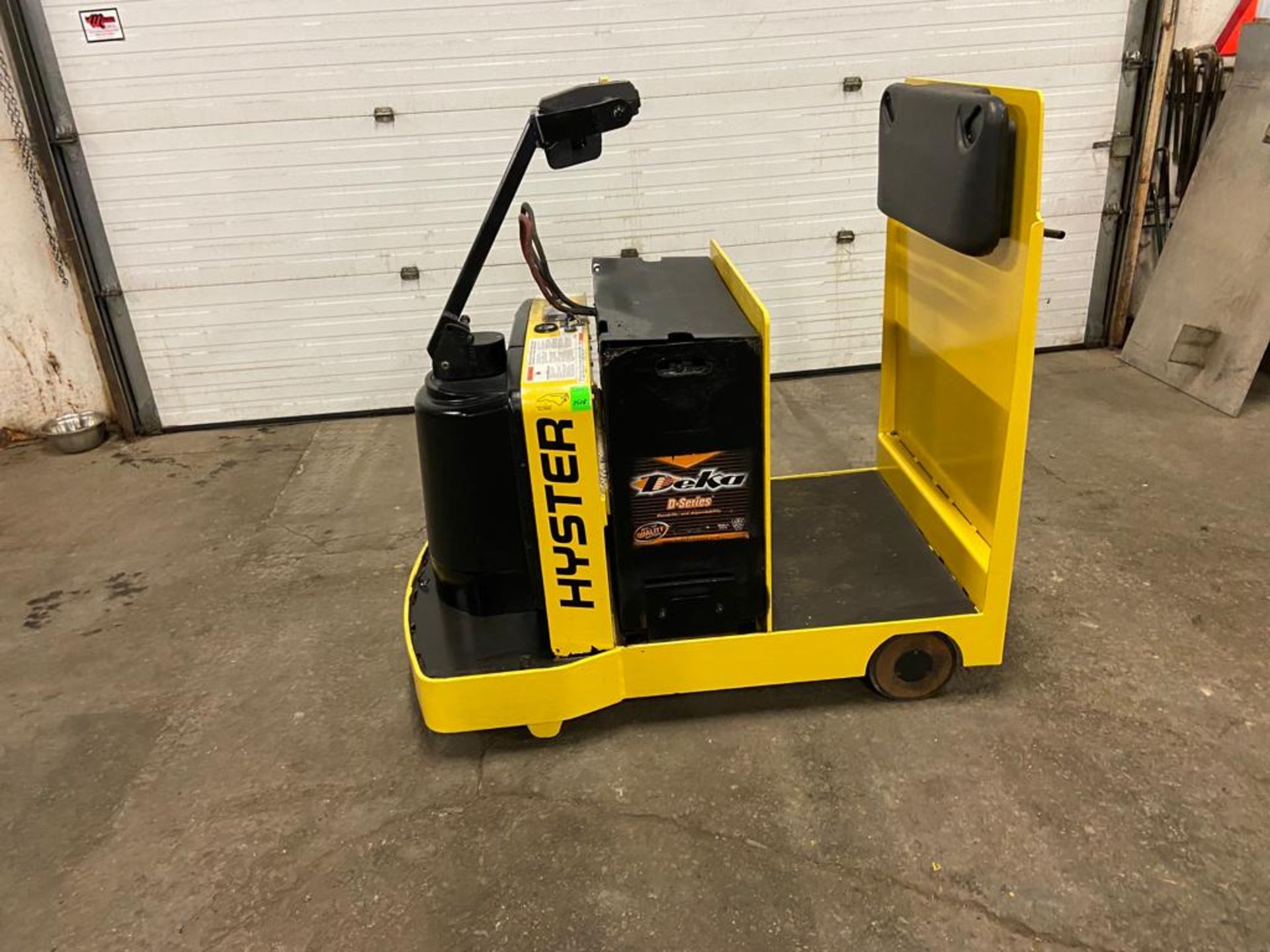 Hyster Ride On Tow Tractor - Tugger / Personal Carrier Electric 24V