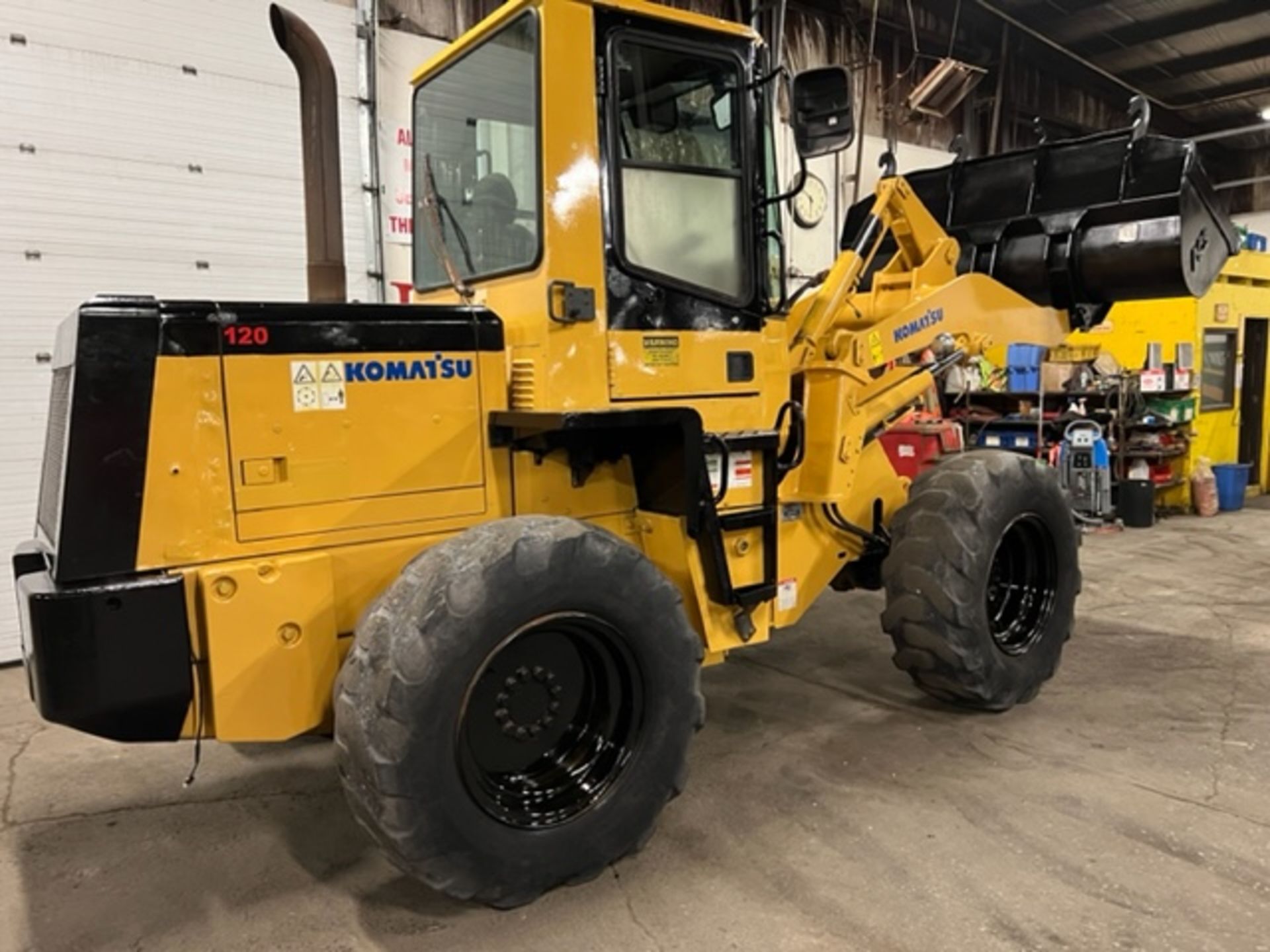 NICE Komatsu Heavy Loader Model WA120-3L Loader with CAB and LOW HOURS w Bucket Clean Loader Diesel - Image 3 of 6