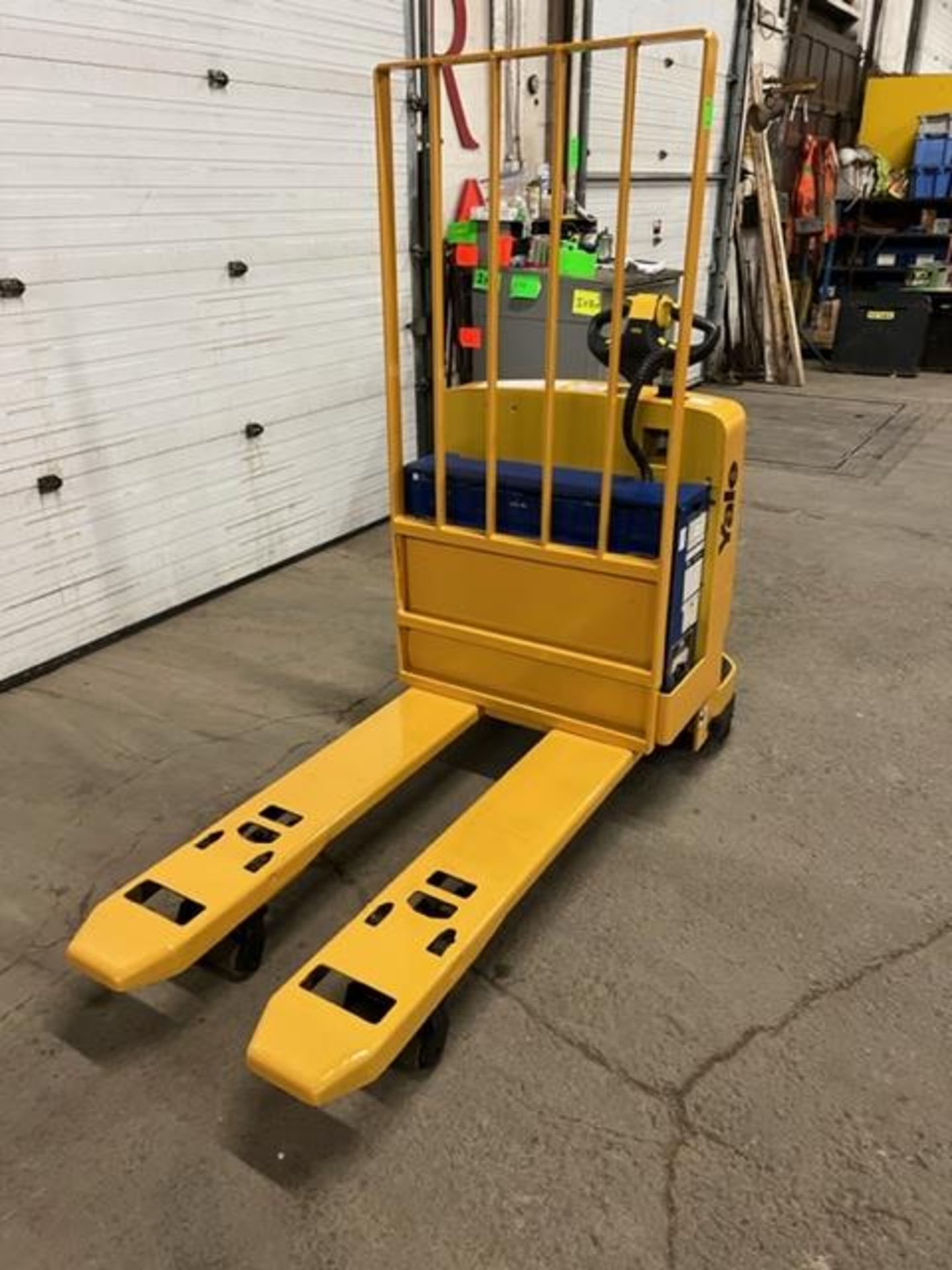 2008 Yale Walk Behind Walkie Powered Pallet Cart 6500lbs capacity Powered Pallet Cart Lift NICE UNIT - Image 3 of 3