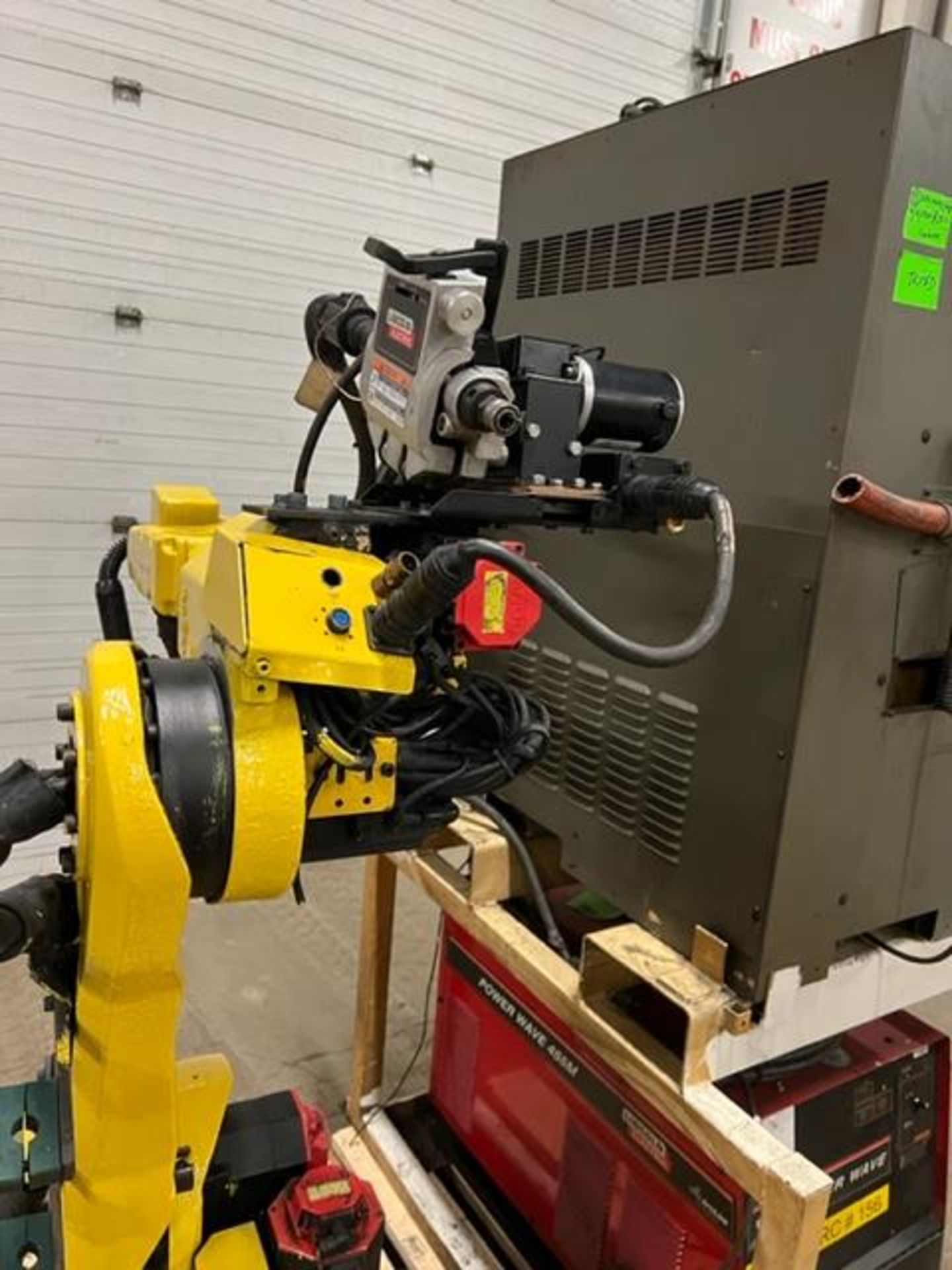 MINT Fanuc Arcmate 120iB Welding Robot with RJ3iB Controller WITH wire feeder, COMPLETE & TESTED - Image 3 of 4