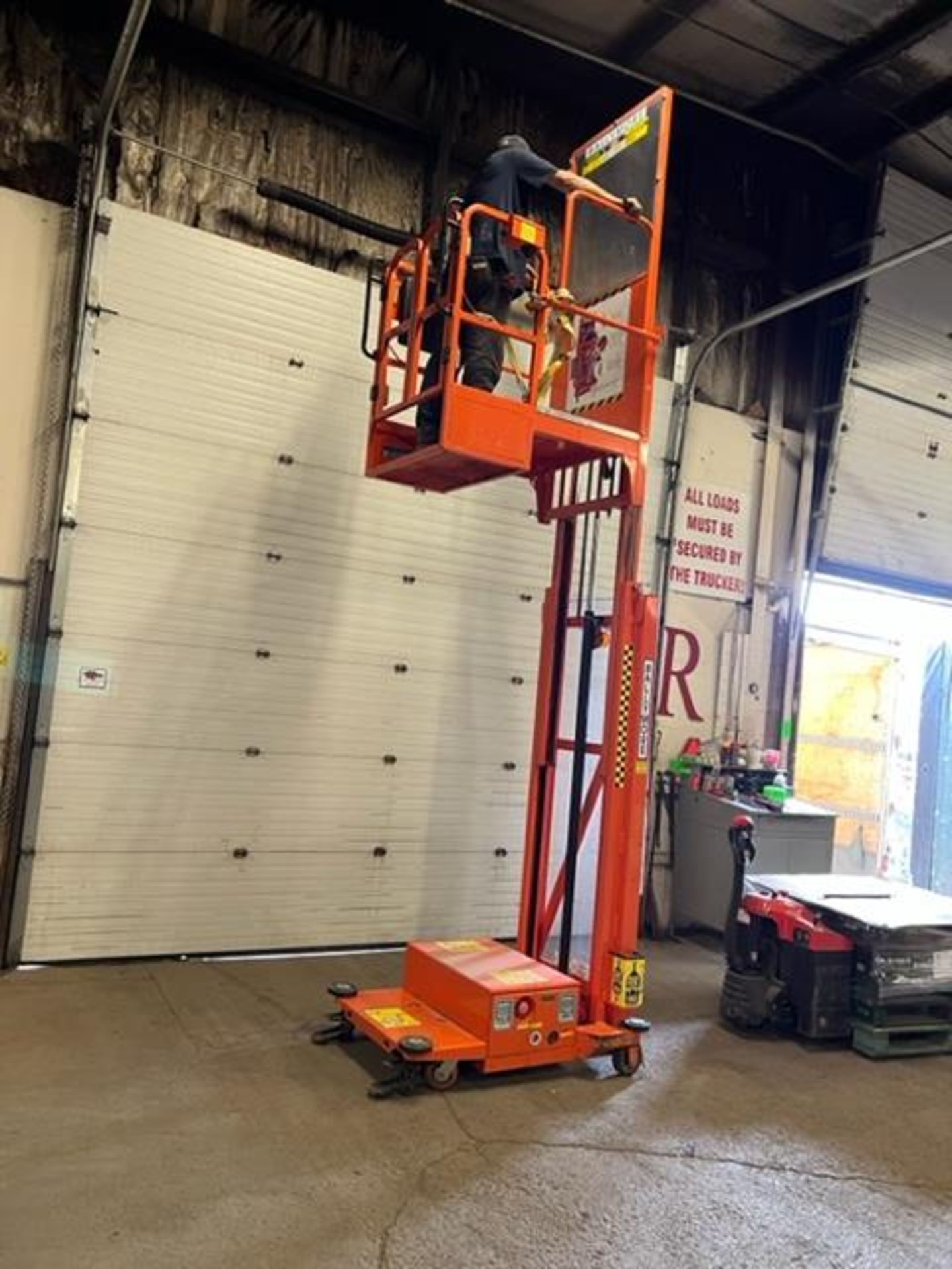 2015 Ballymore Model PS-140H Manlift Electric unit 12V - 12'2" platform height 650lbs rated