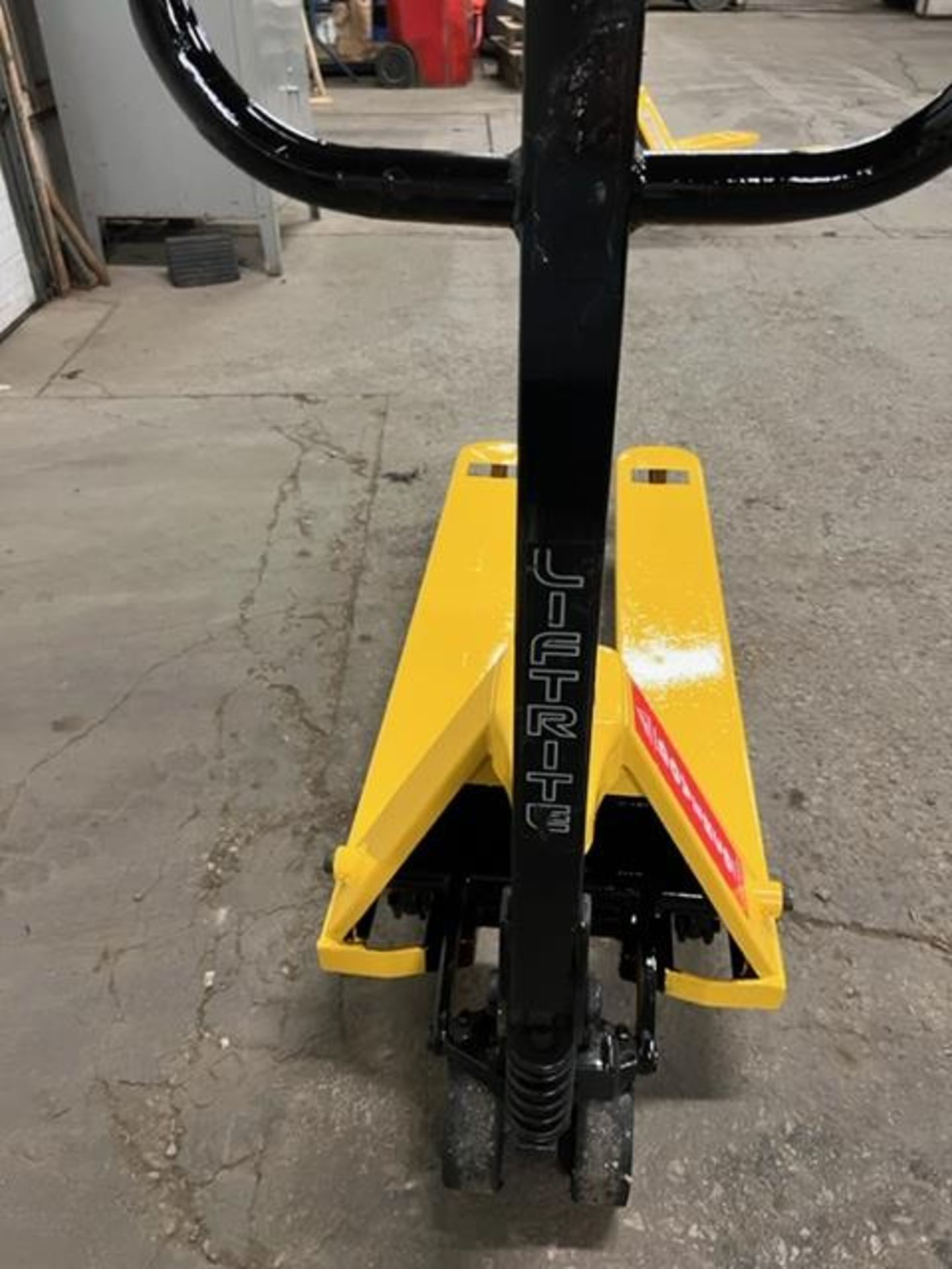 LiftRite Pump Truck / Hydraulic Pallet Jack - 5000lbs capacity - Image 2 of 2