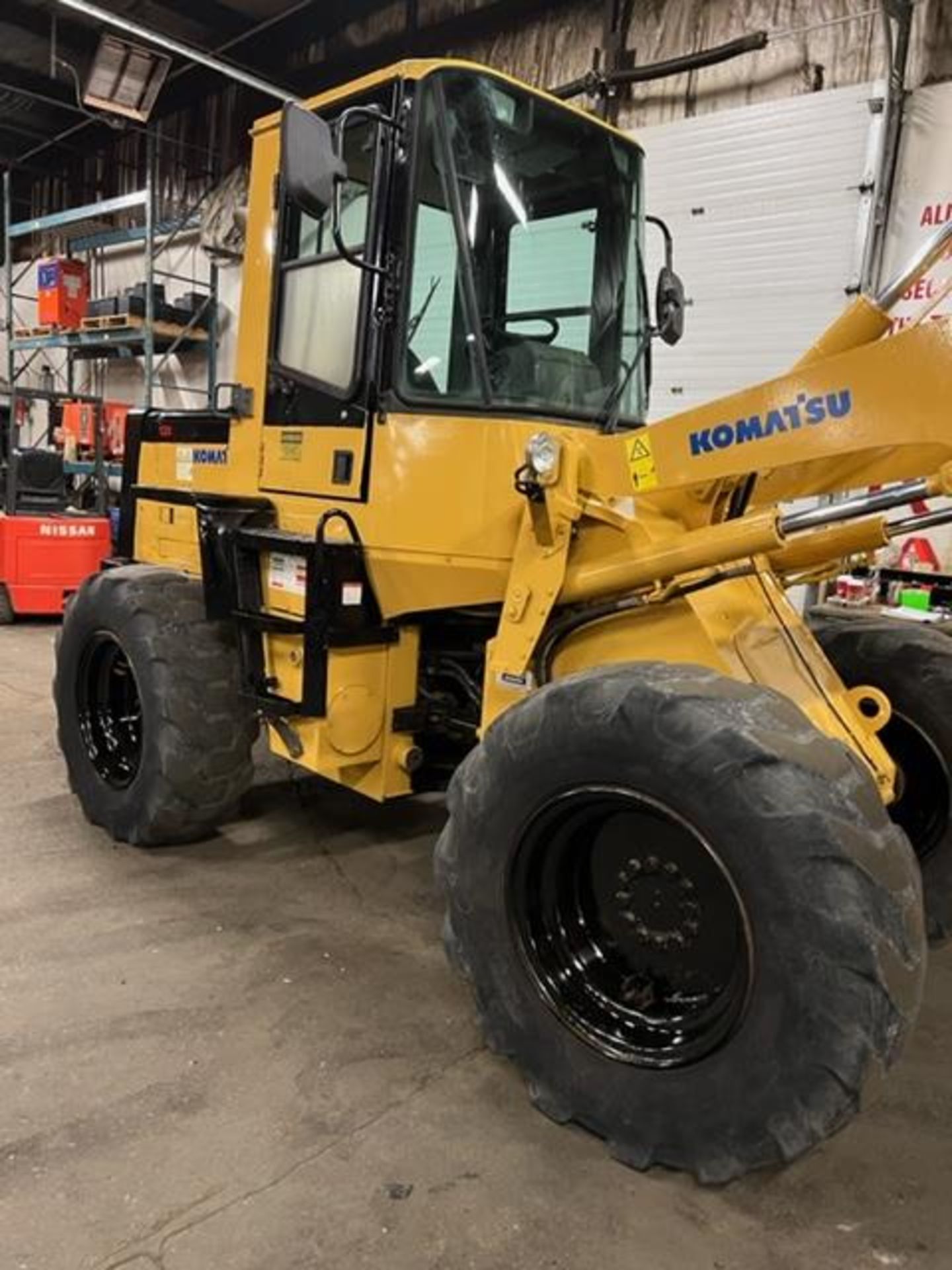 NICE Komatsu Heavy Loader Model WA120-3L Loader with CAB and LOW HOURS with Bucket - Clean Loader - Image 6 of 6