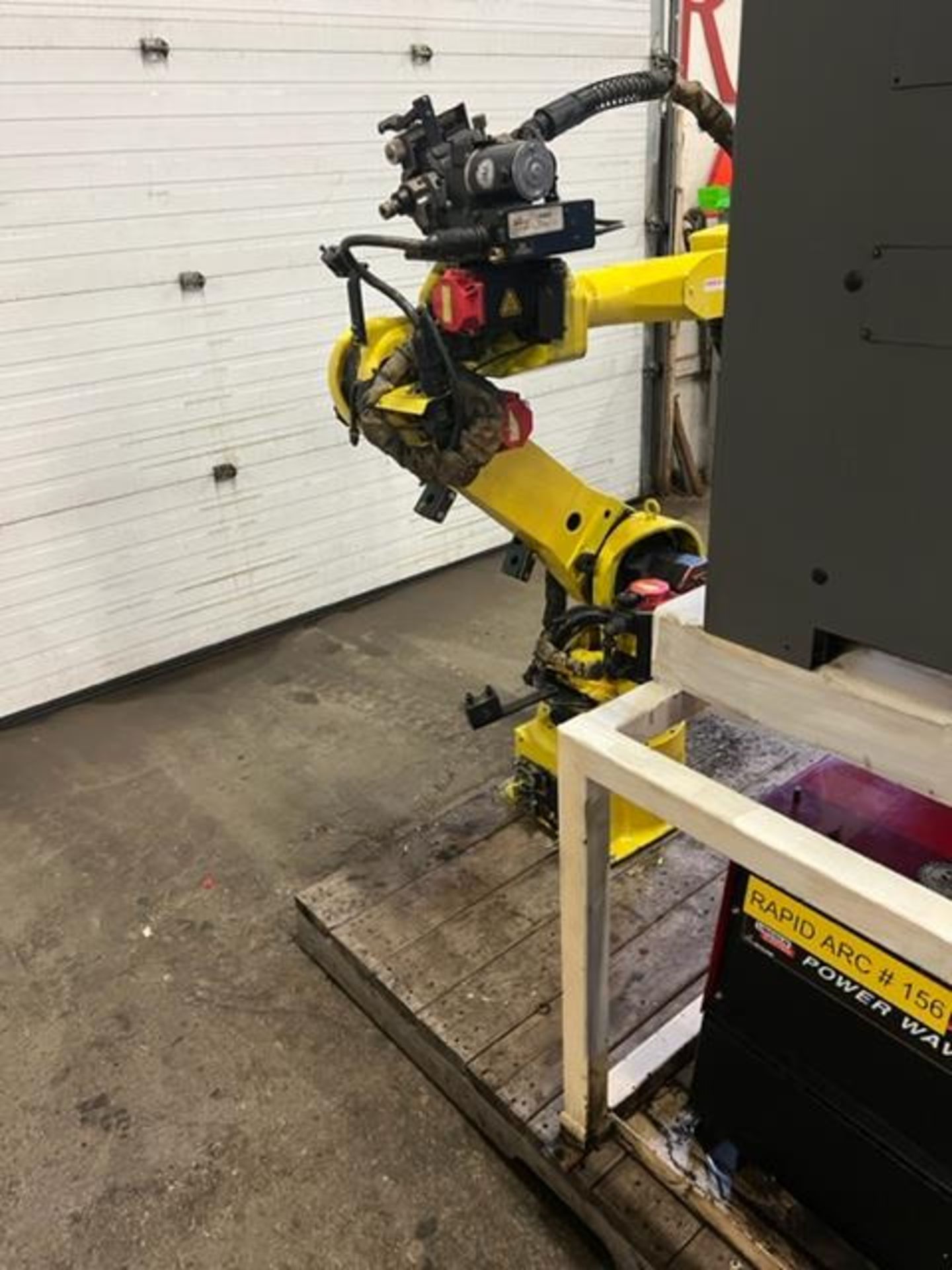 MINT Fanuc Arcmate 120iB Welding Robot with RJ3iB Controller WITH wire feeder, COMPLETE & Tested - Image 3 of 4