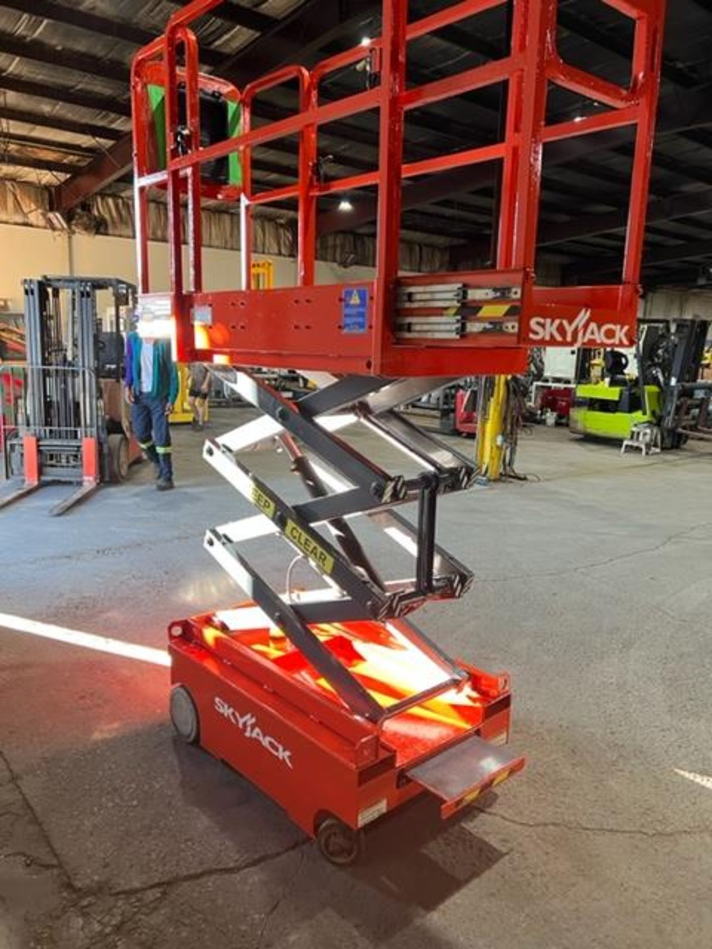 Skyjack Approximately 12' Lift Motorized Scissor Lift - As Is machine with electrical issues - Image 2 of 4