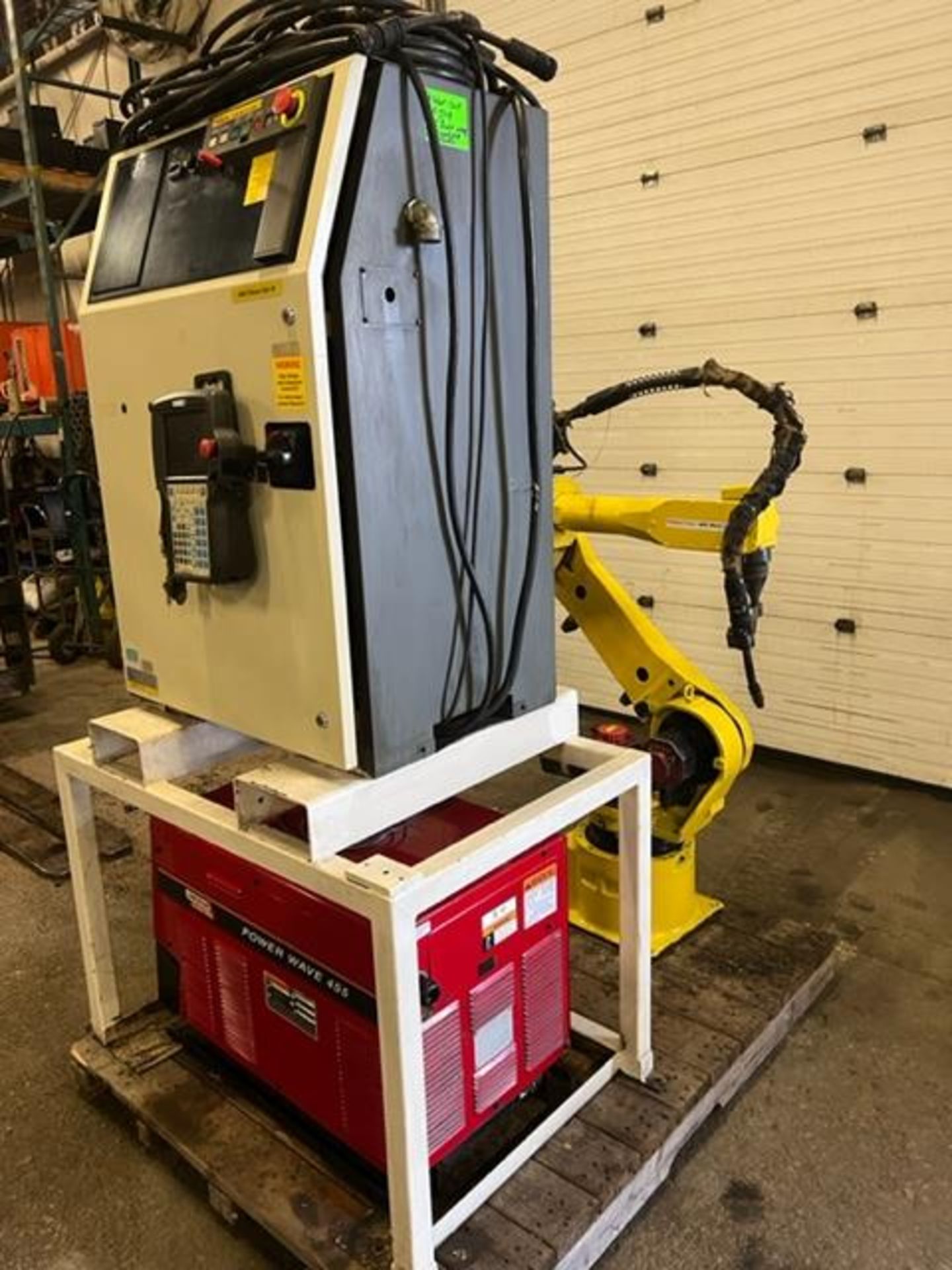 MINT Fanuc Arcmate 120iB Welding Robot with RJ3iB Controller WITH wire feeder, COMPLETE & TESTED