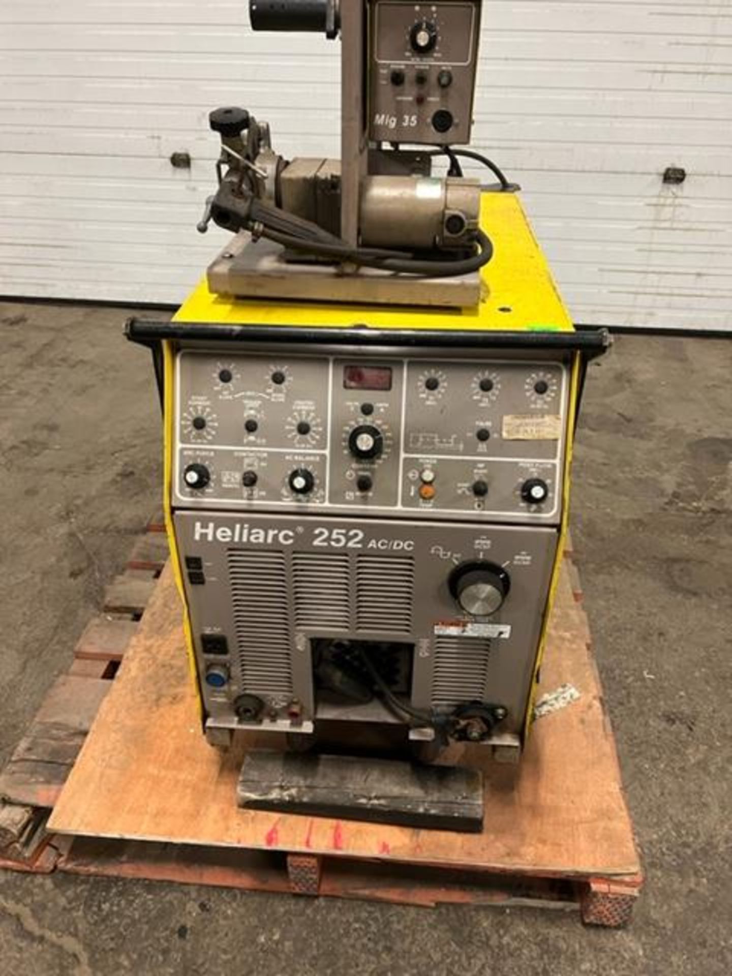 Esab Mig Welder Heliarc 252 250 amp with wire feeder MIG35 complete AC/DC 230/460/575V