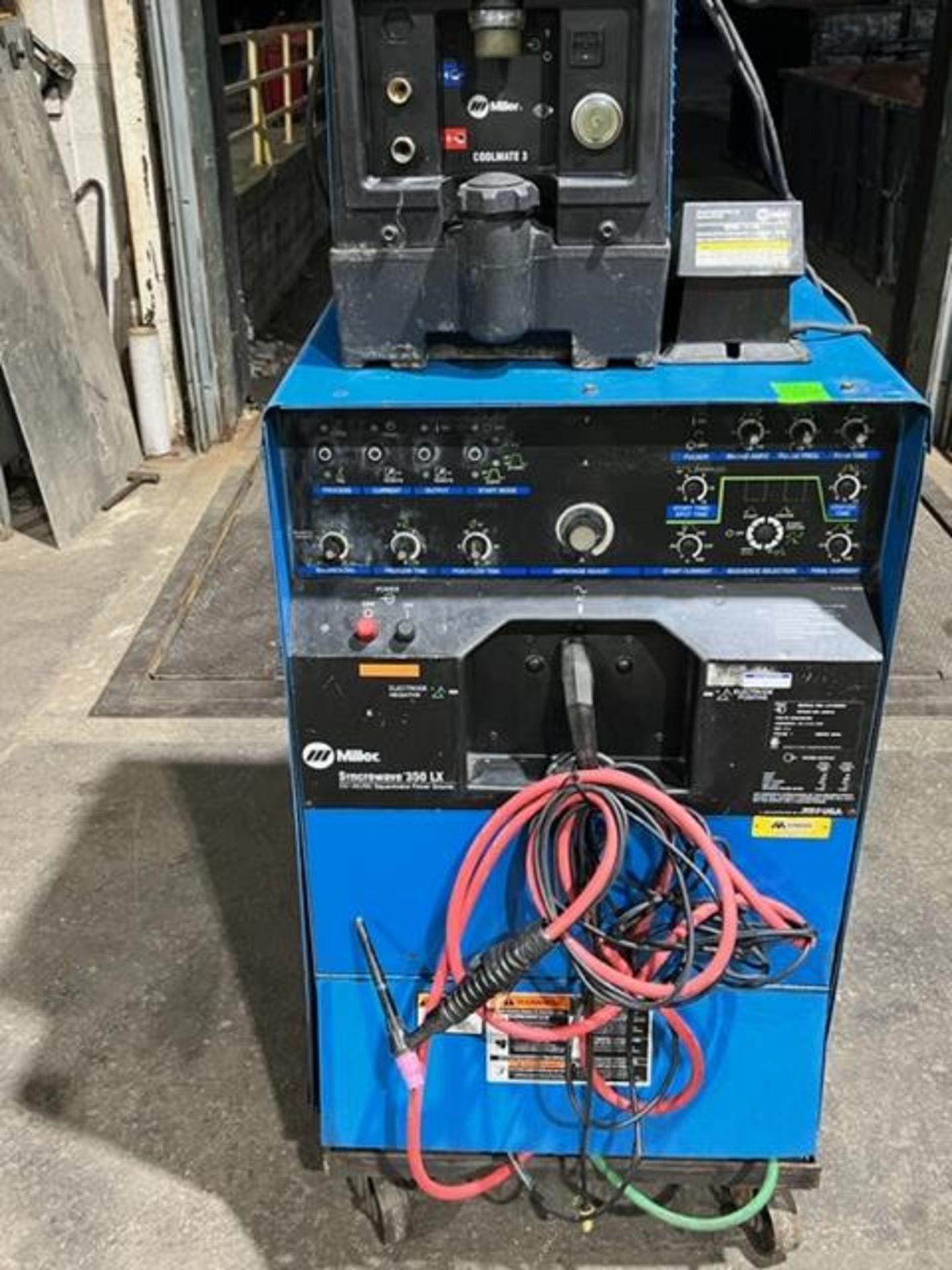 Miller Syncrowave 350 LX Tig Welder 350 AMP COMPLETE with Cables and whip & foot pedal & Miller - Image 3 of 3