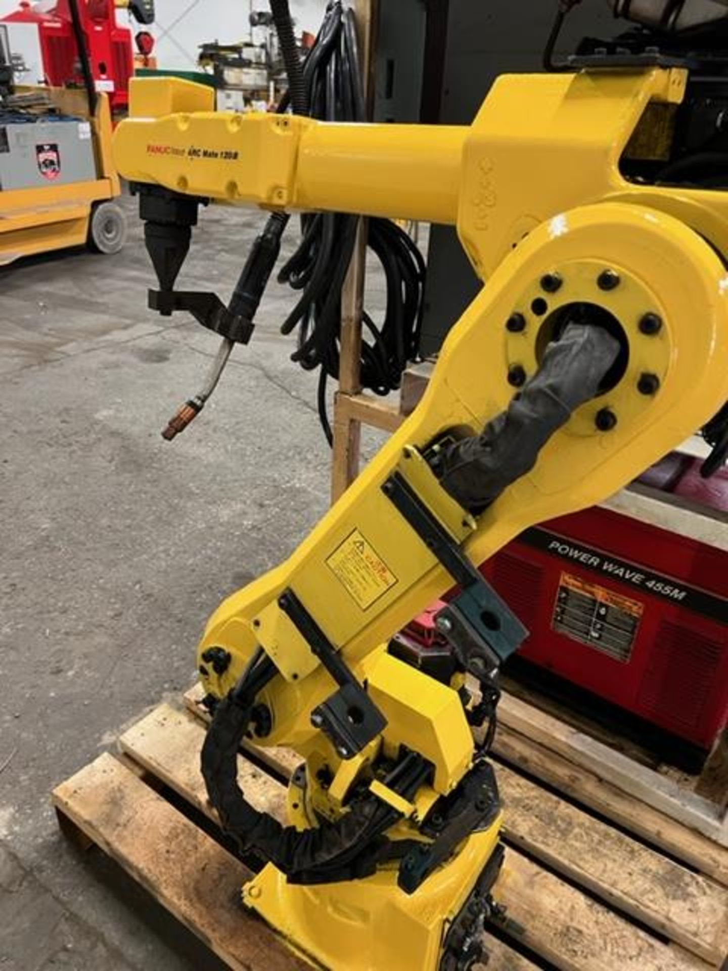 MINT Fanuc Arcmate 120iB Welding Robot with RJ3iB Controller WITH wire feeder, COMPLETE & TESTED