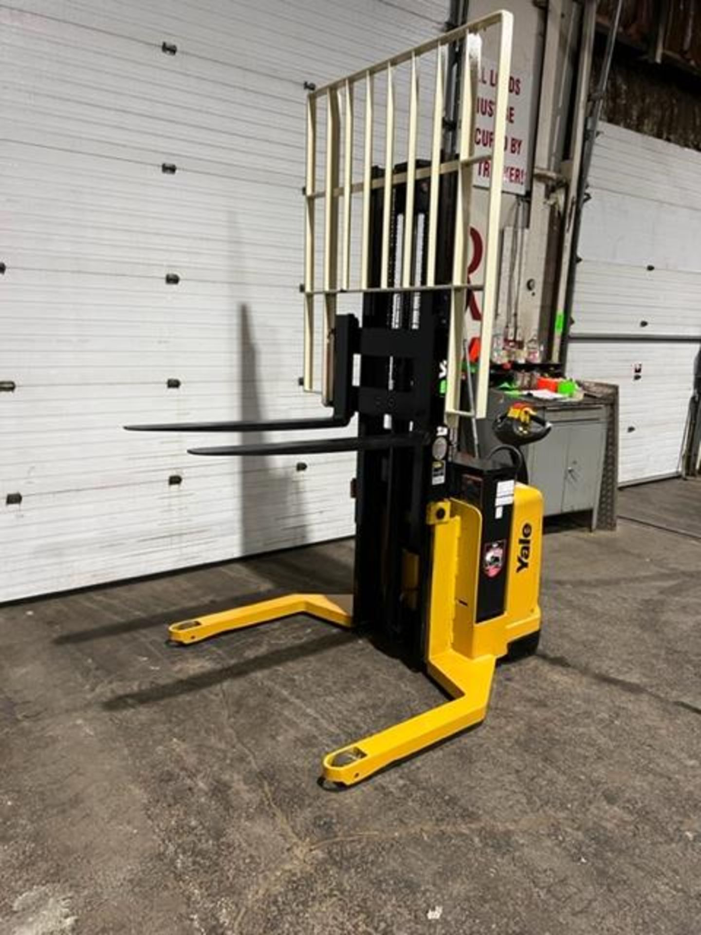 2010 Yale Pallet Stacker Walk Behind Order Picker 4000lbs capacity electric Powered Pallet Cart 24V - Image 2 of 3