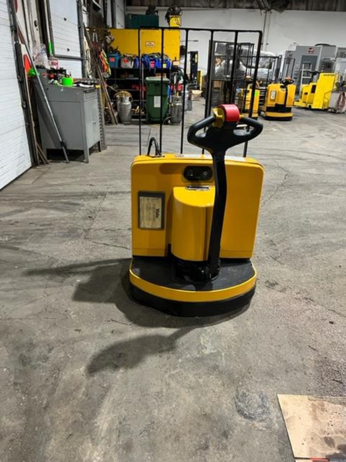 Yale Walk Behind Walkie 6500lbs capacity Powered Pallet Cart Lift NICE UNIT - FREE CUSTOMS - Image 2 of 3