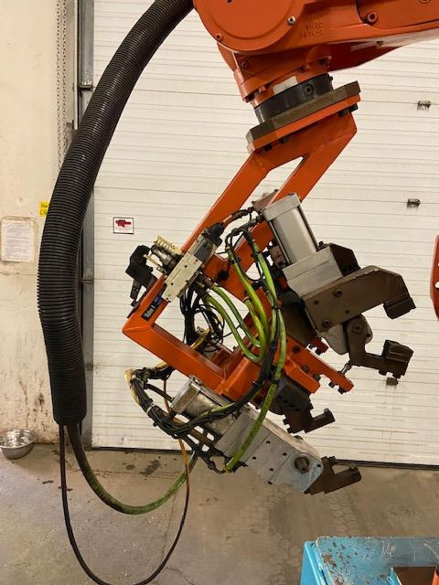2008 ABB IRB 6400R Robotic Material Handler Package w/ Controller and end of arm tooling - Image 2 of 6