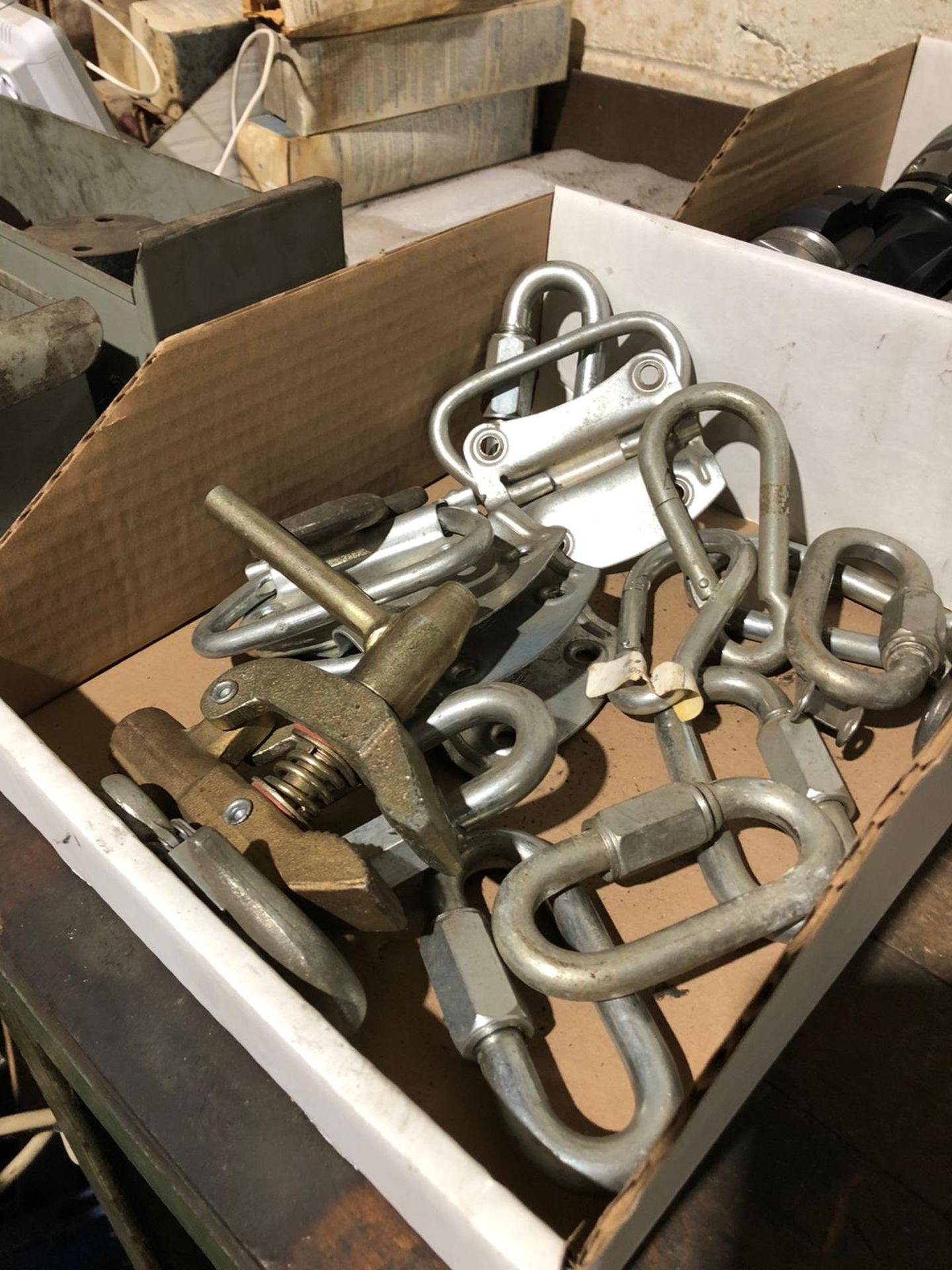 Lot of Heavy Duty Hooks and Carabiner