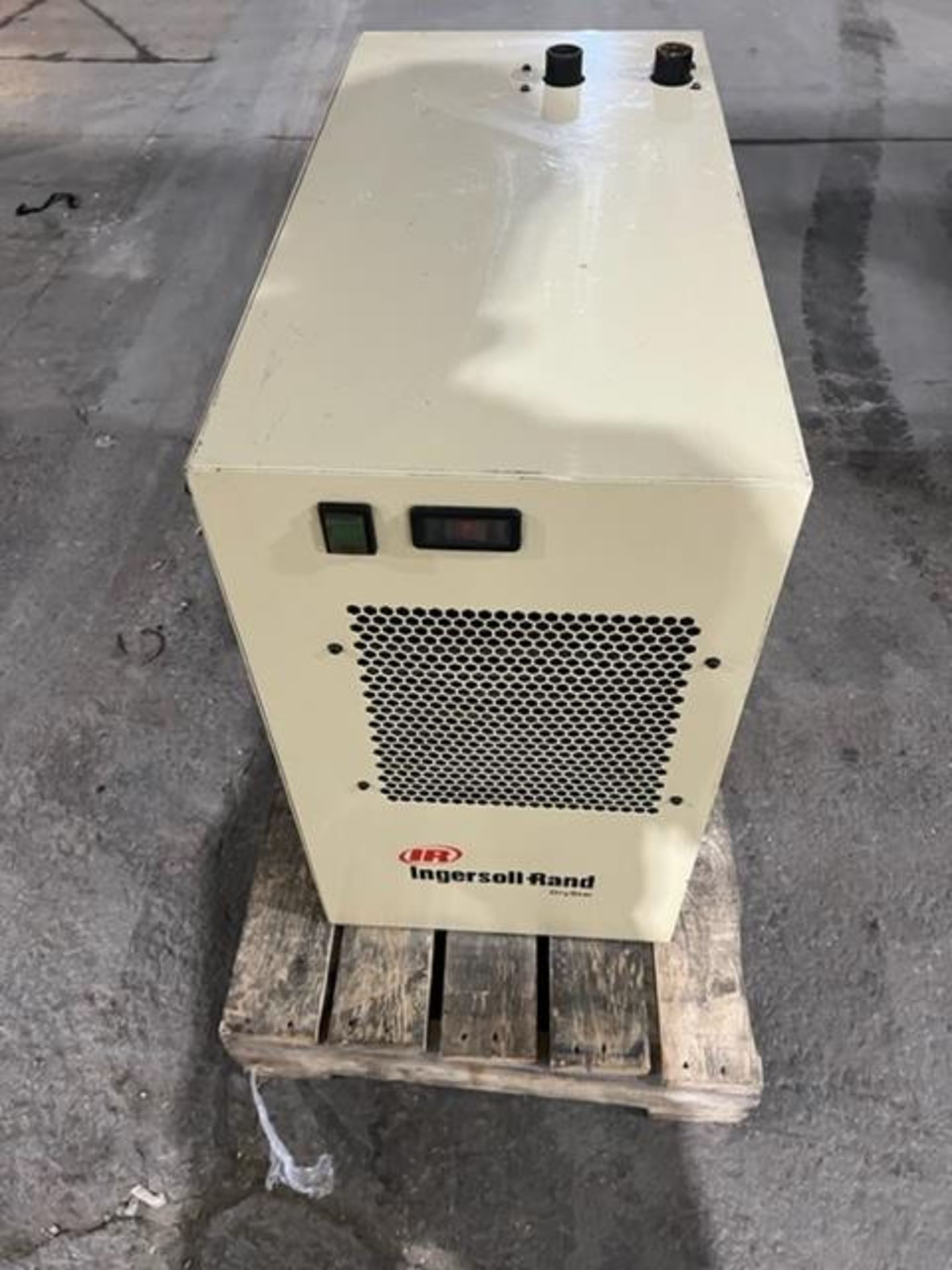 Ingersoll model DS-50 Air Compressor Dryer - 50 CFM - Image 2 of 2