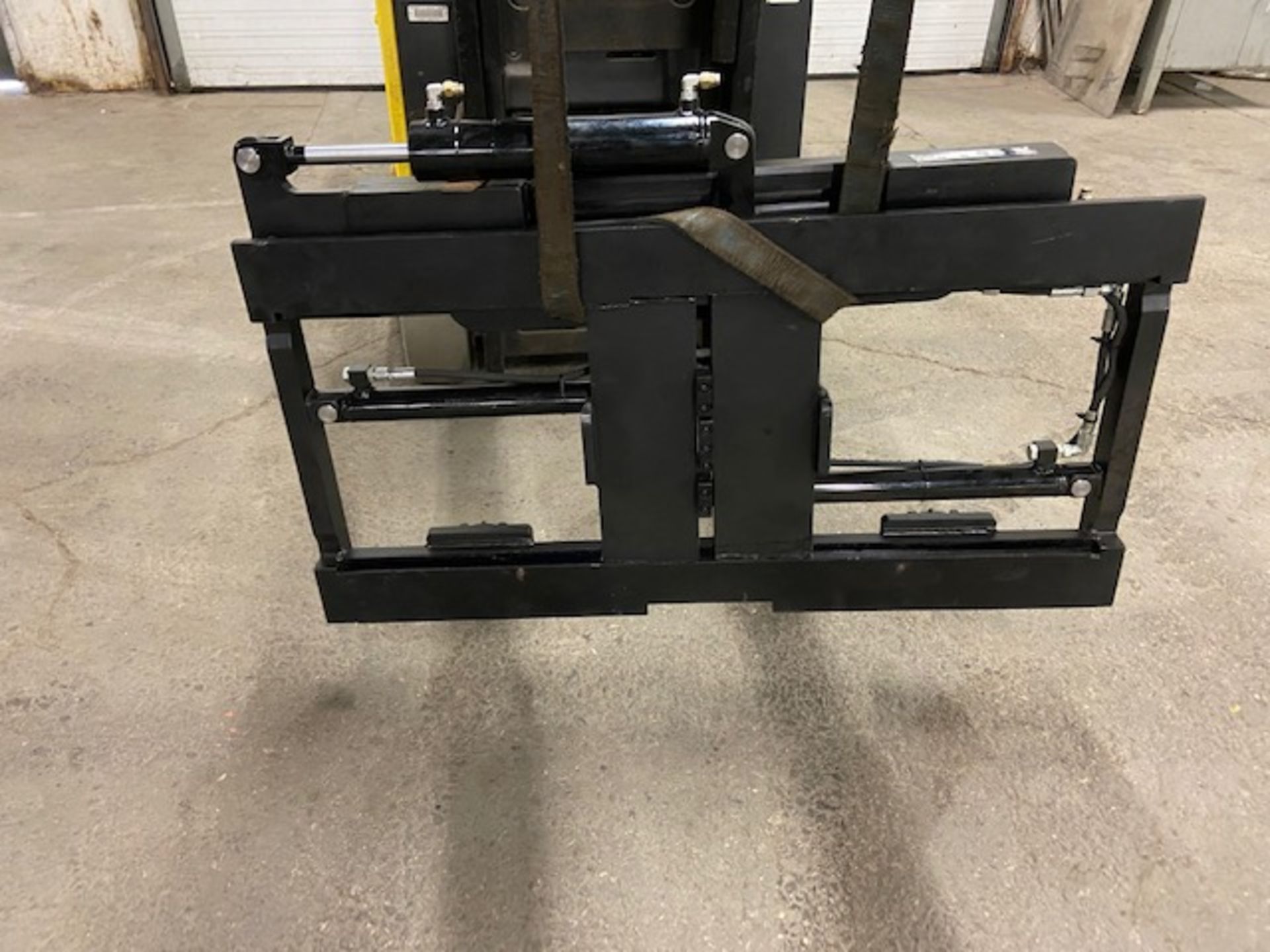 BRAND NEW Forklift Fork Positioner & Sideshift Unit - CLASS 4