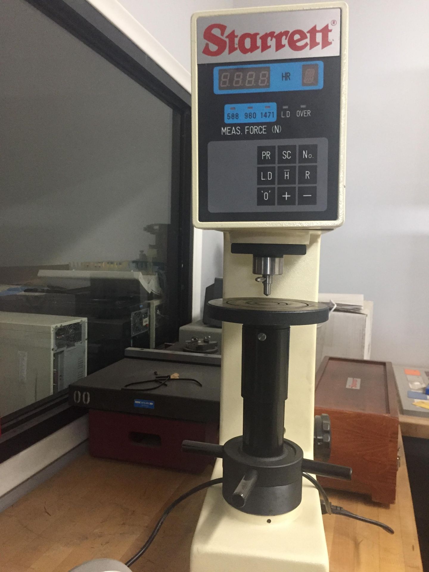 Starrett Digital Bench Top Hardness Tester model 3816 Nice Unit - Image 2 of 3