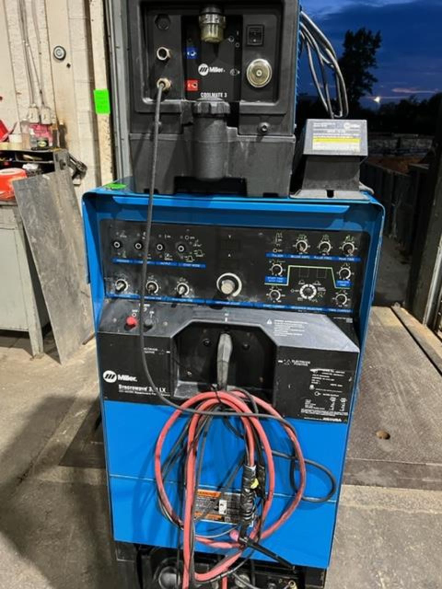 Miller Syncrowave 350 LX Tig Welder 350 AMP COMPLETE with Cables and whip & foot pedal & Miller