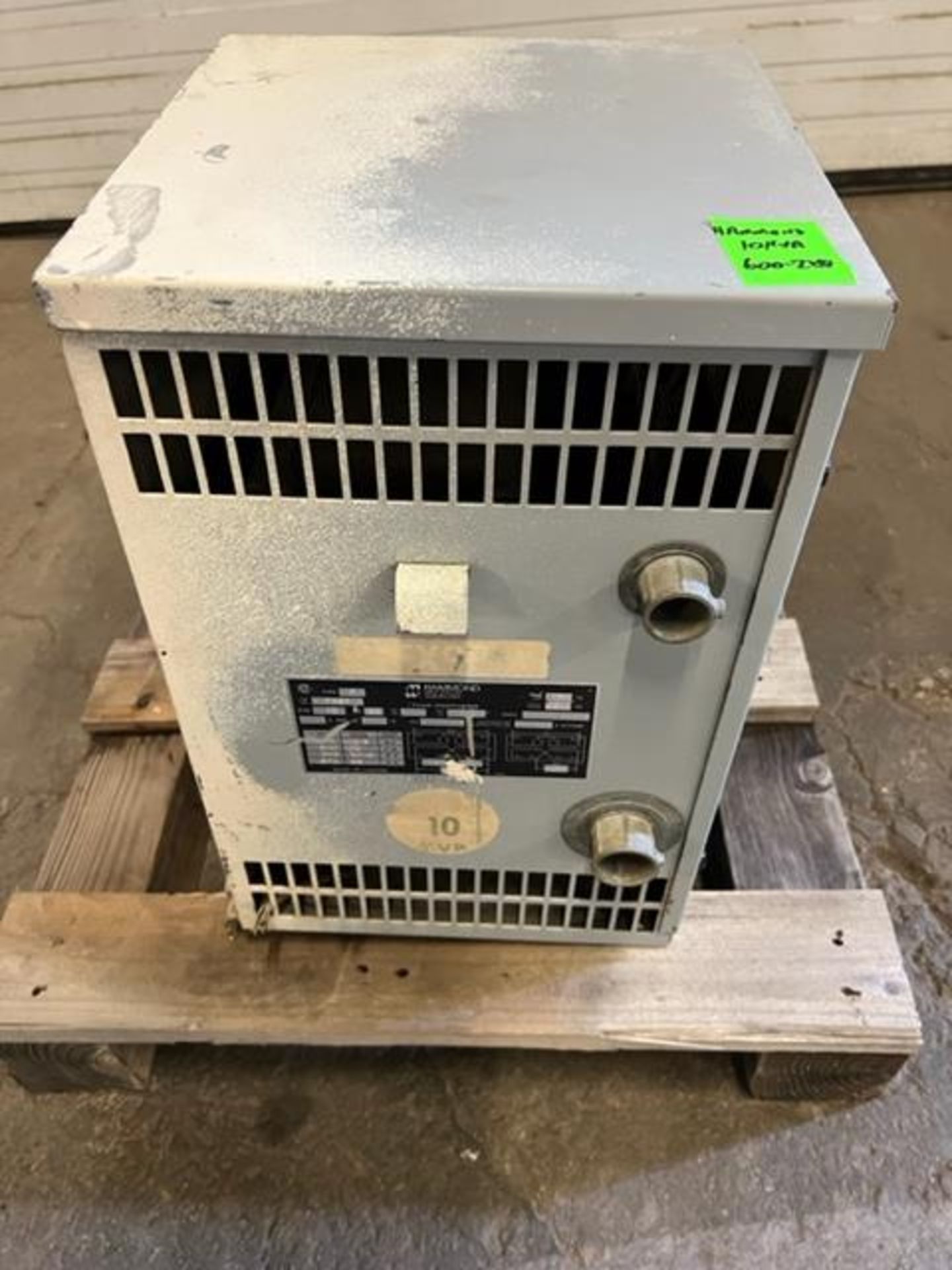 Hammond Electrical Transformer 10KVA 615/600/585/570/120V 1 phase