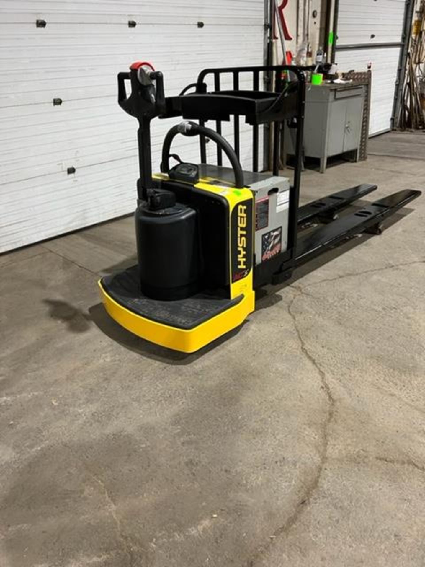 NICE 2014 Hyster Ride-On Powered Pallet Cart 8' Long Forks 6000lbs capacity with LOW HOURS 24V - Image 2 of 4