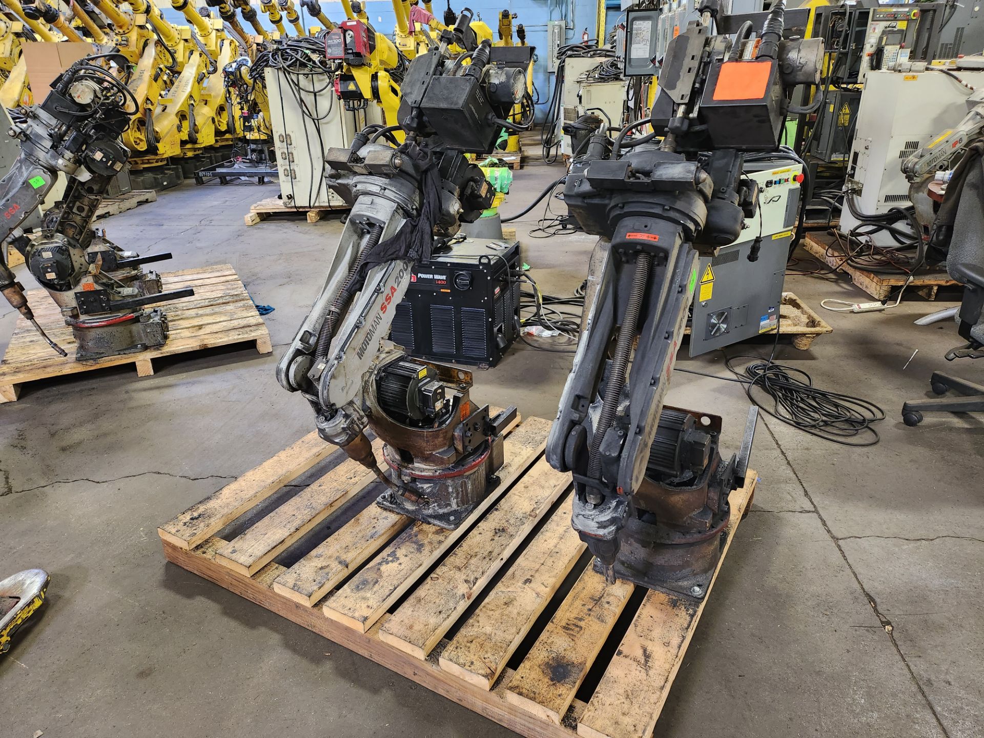 Lot of 4 (4 units) 2007 Motoman SSA 2000 Welding Robots Complete with Auto Axcess 450 power source - Image 2 of 5