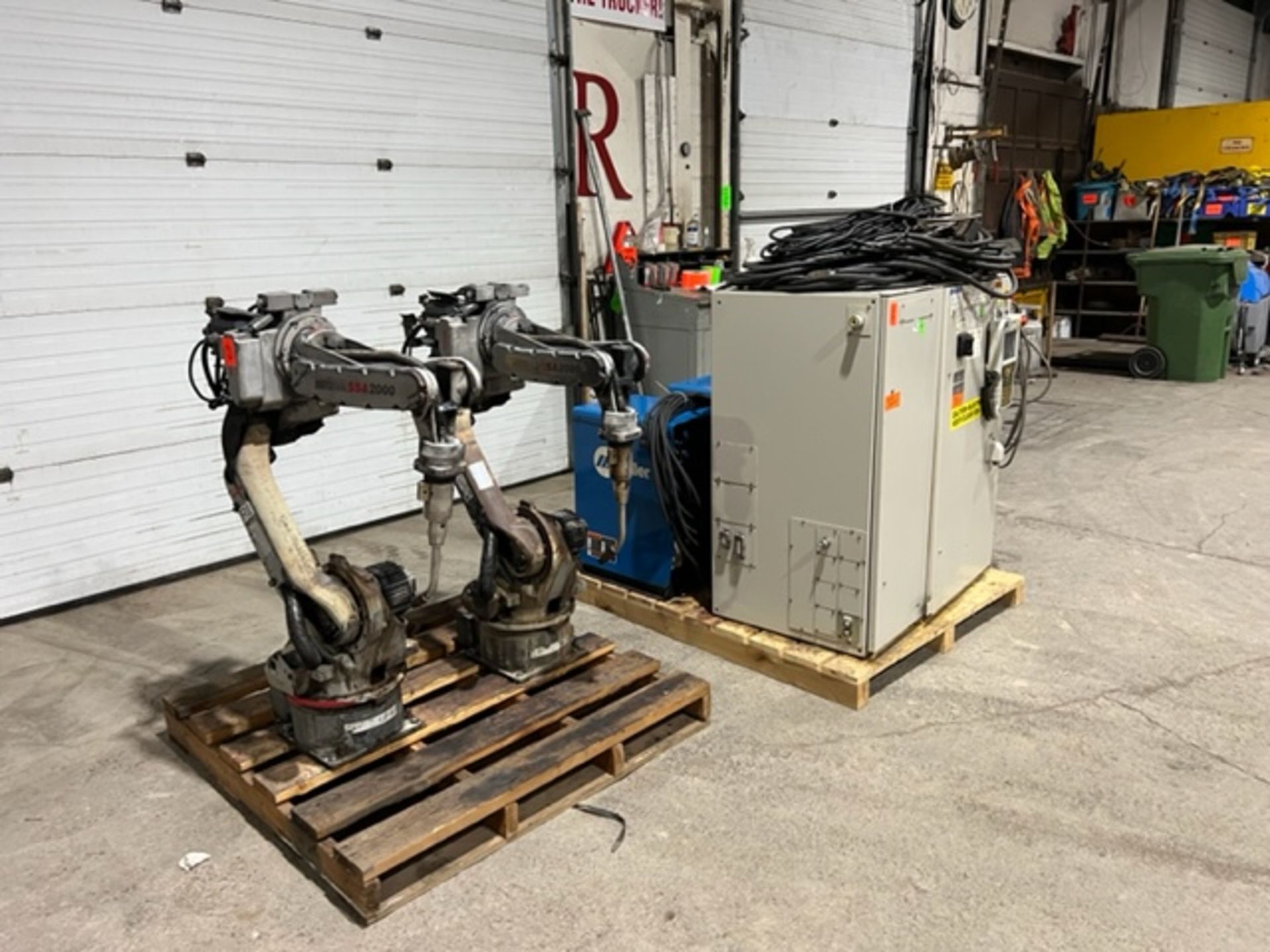 Set of 2 (2 units) 2007 Motoman SSA 2000 Welding Robots Complete with Auto Axcess 450 Welding