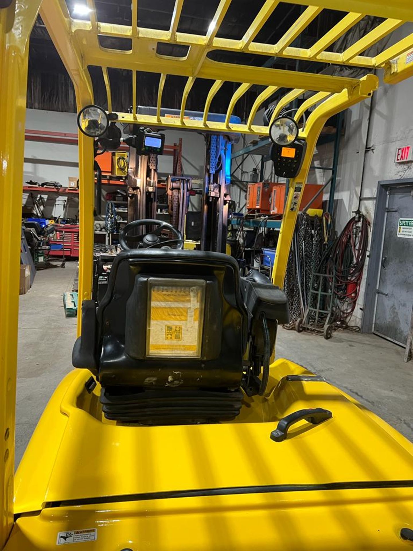 NICE 2016 Hyster model 60 - 6,000lbs Capacity OUTDOOR Forklift Electric with Sideshift 54" forks, - Image 3 of 4