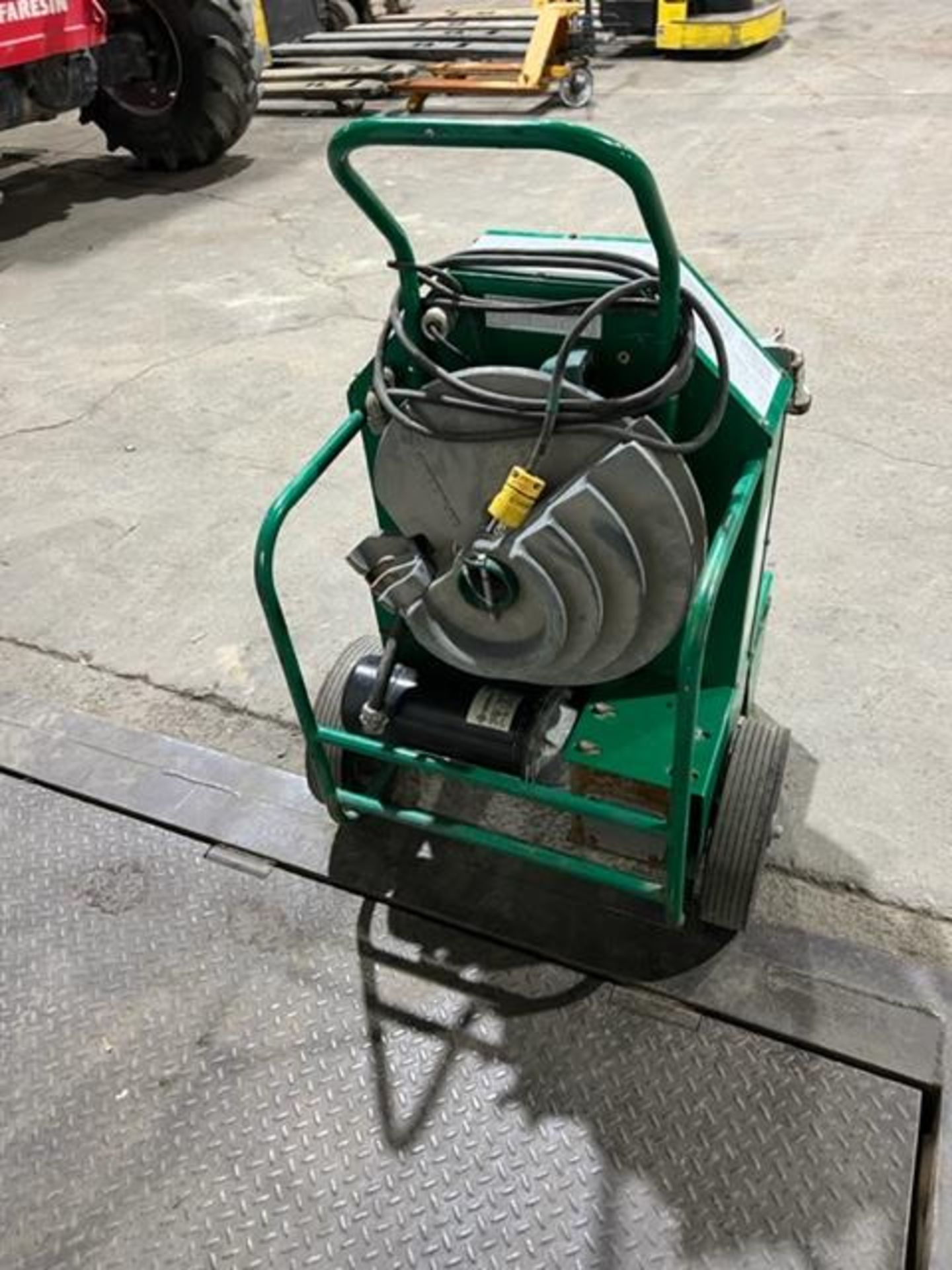 MINT Greenlee model 555C Electric Conduit Pipe Bender 1/2-2" capacity Unit with Die Complete 120V - Image 2 of 3