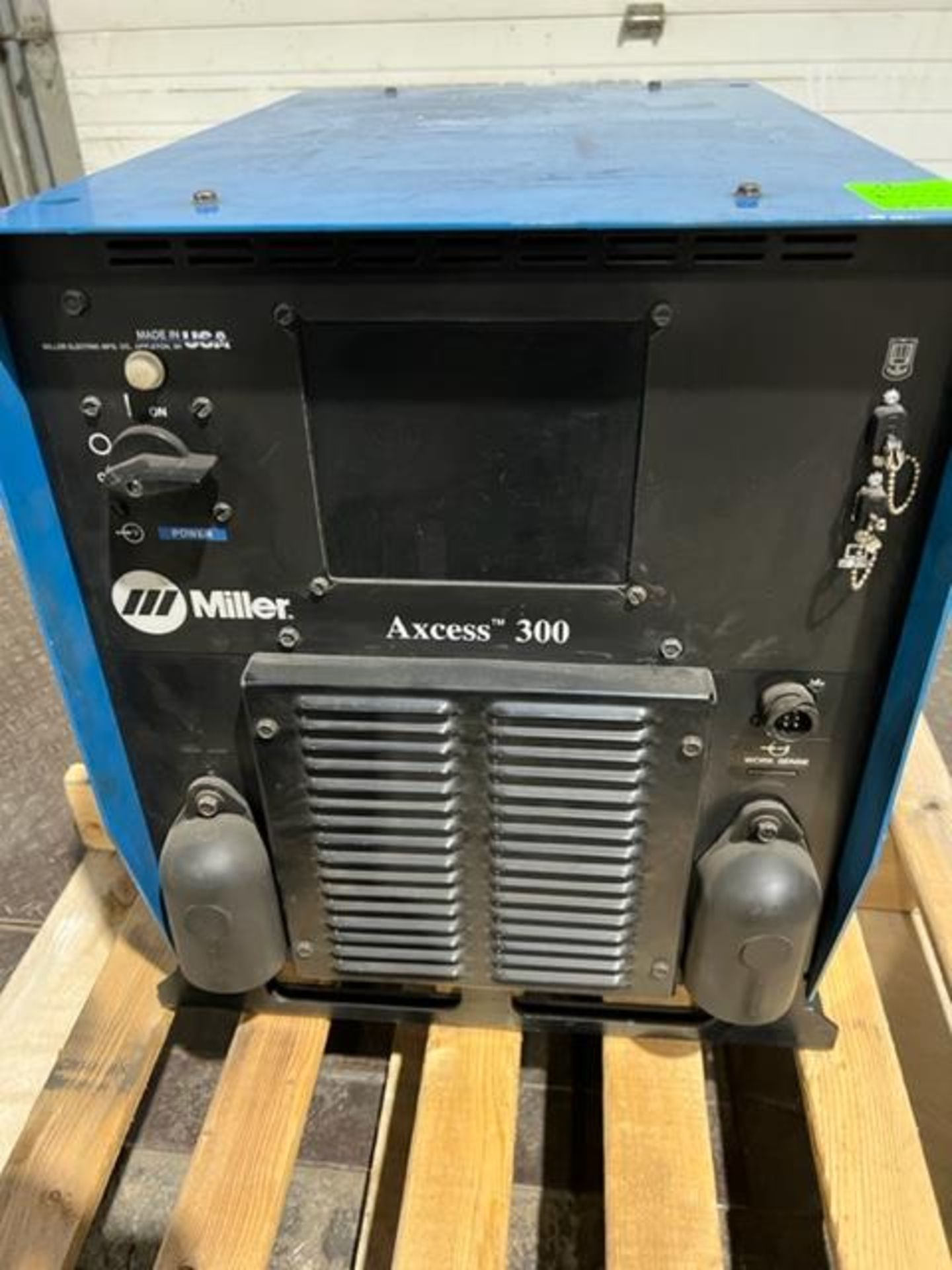 Miller Axcess 300 Welder Power Source Unit 208/230/380/400/460/575V 1 and 3 phase