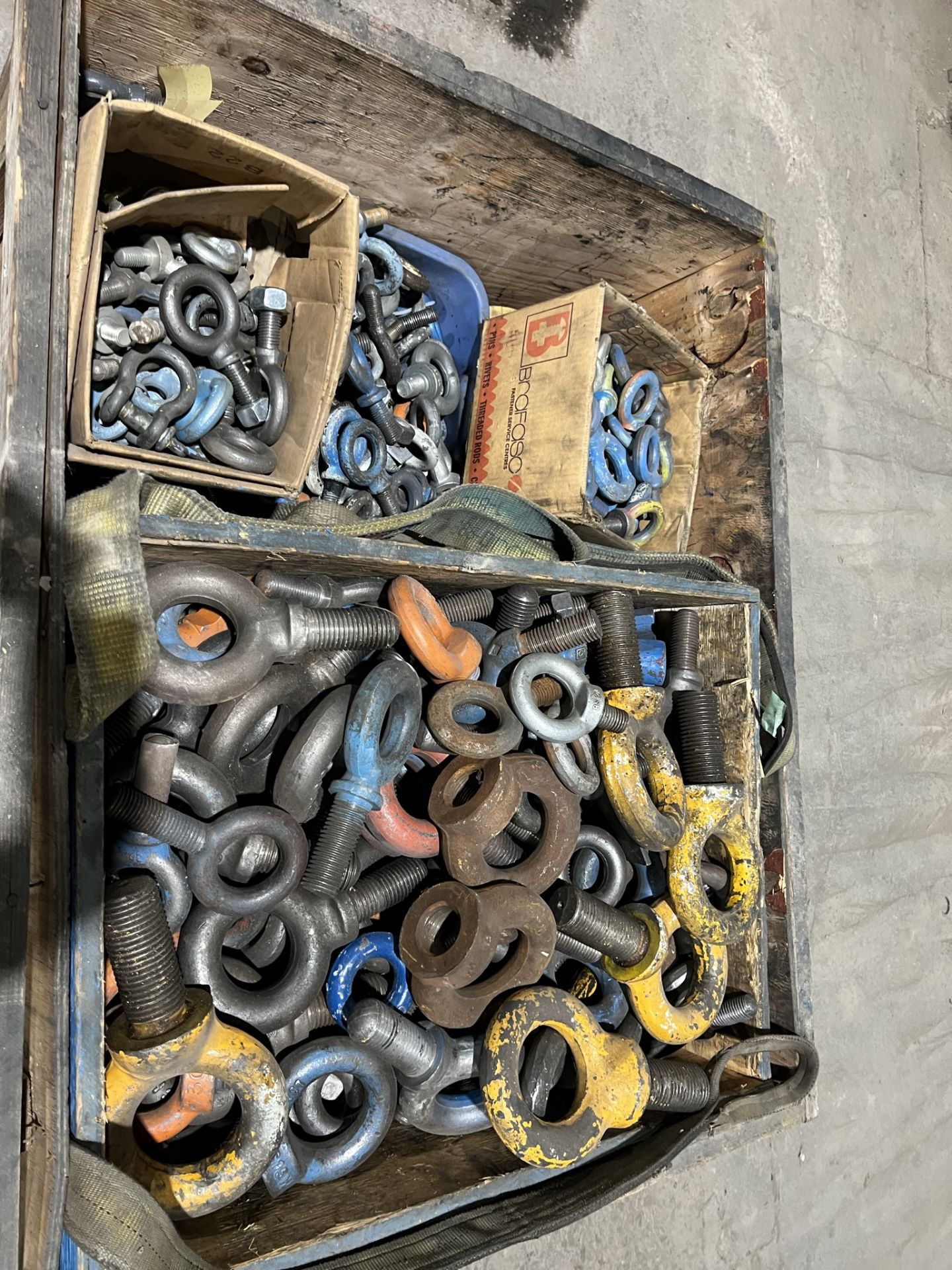 Box of Hundreds of Different Sized Eye Bolts *** FROM 5-STAR RIGGING
