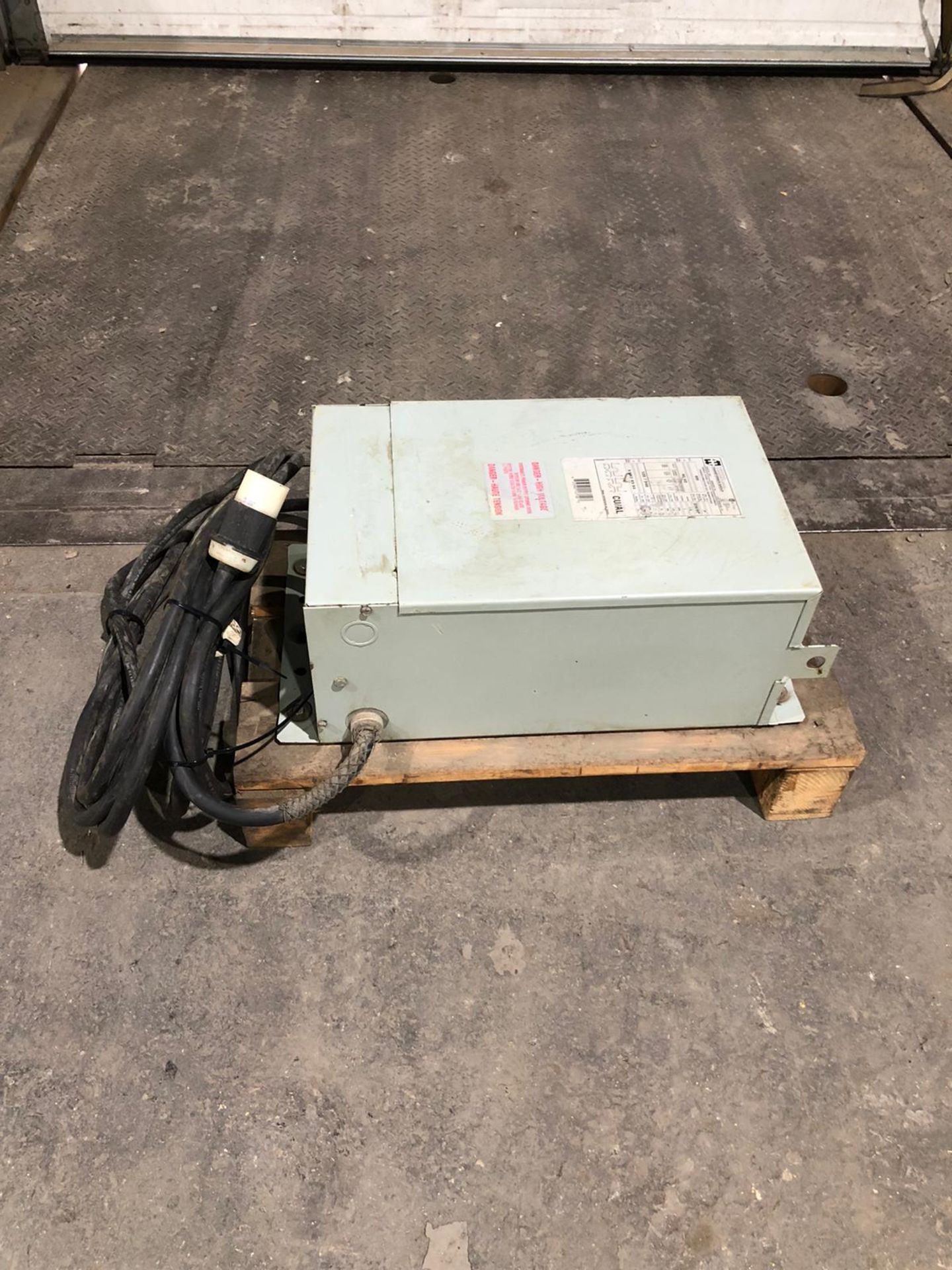 Hammond Electrical Transformer 7.5KVA Dry Type 1 phase - Image 2 of 2