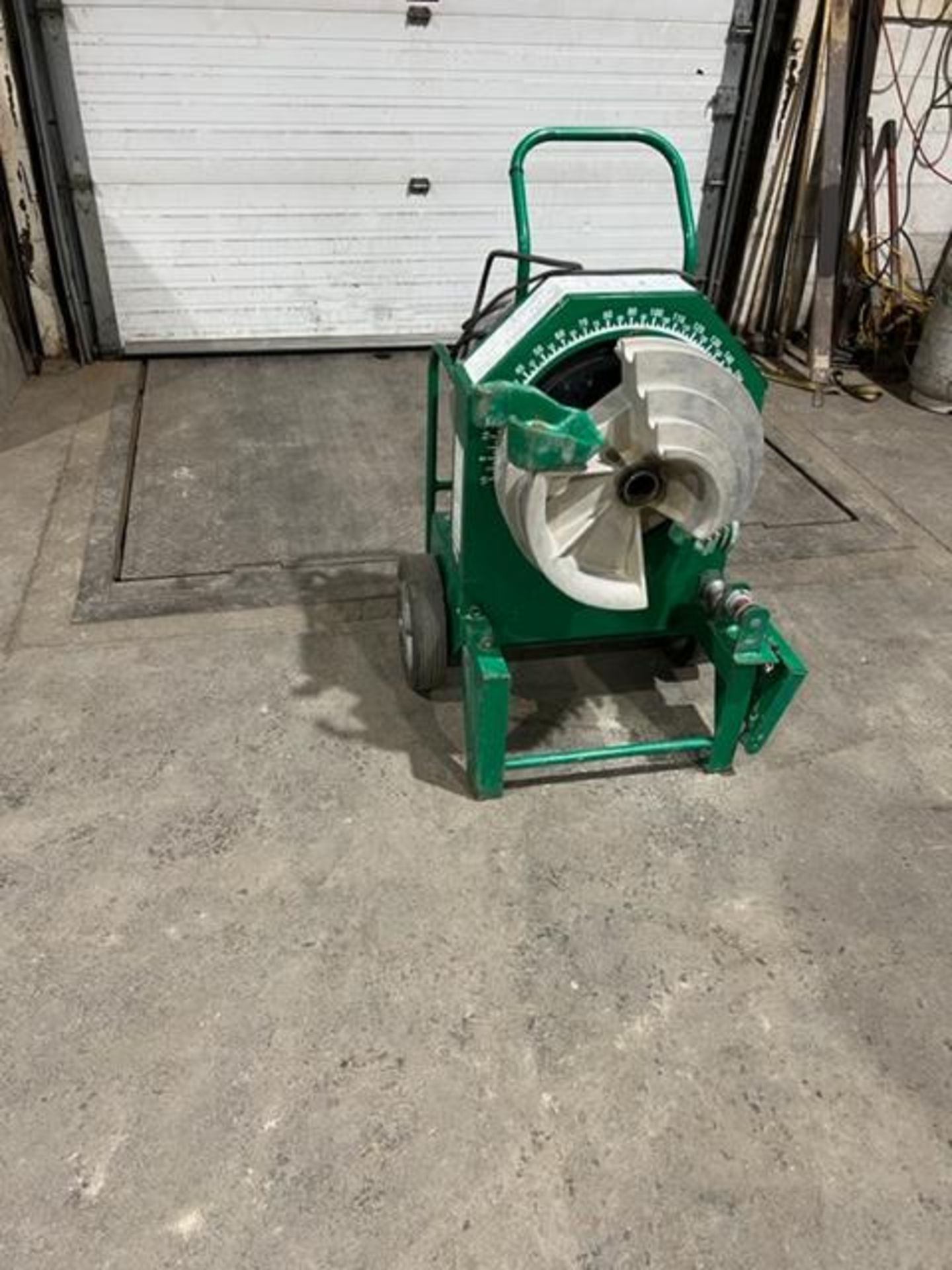 MINT Greenlee model 555C Electric Conduit Pipe Bender 1/2-2" capacity Unit with Die Complete 120V