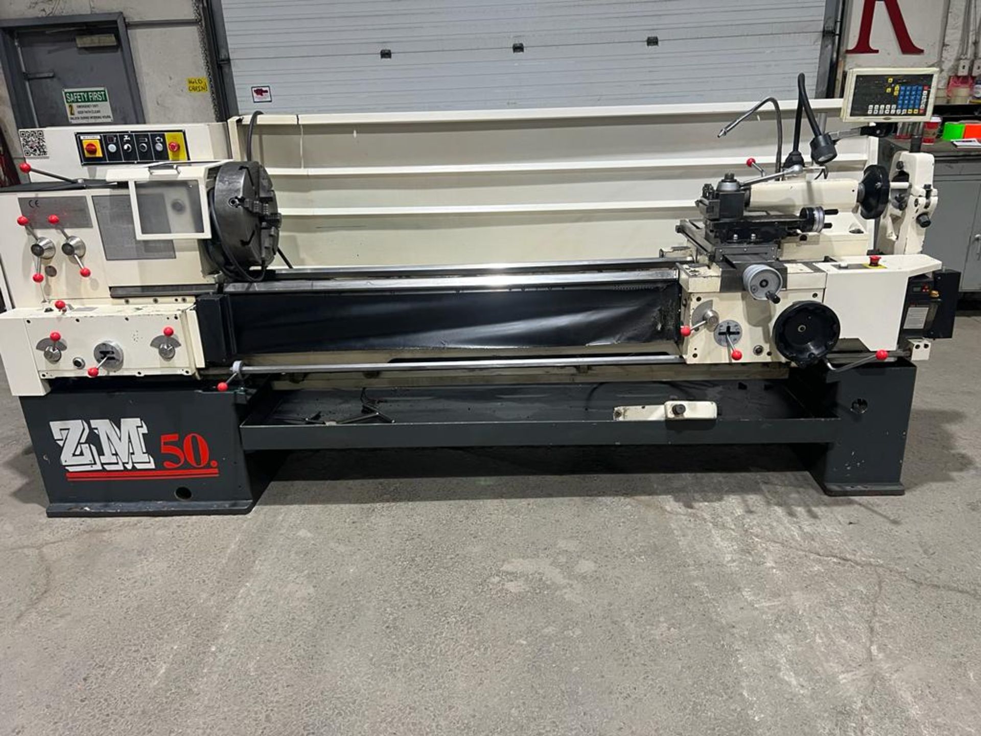 2015 Yuwe Engine Lathe 20x80 - with 20" Swing and 80" Long Bed with Tailstock, Digital Readout (DRO)