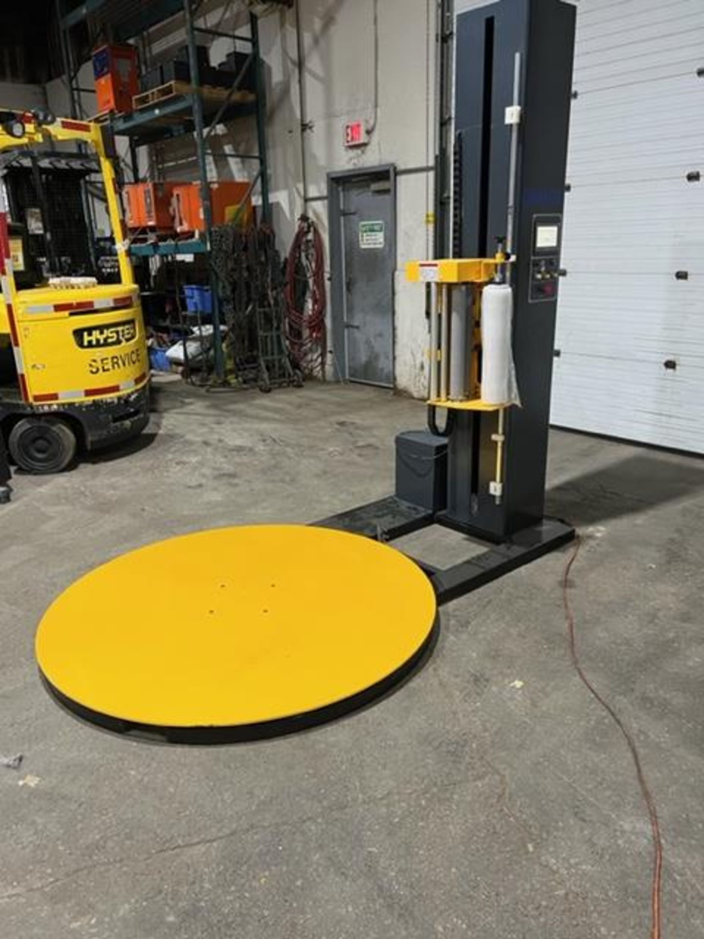 MINT Omega Stretch Wrap Machine with rotating table for pallet 65" diameter - 110V 1 phase NEW UNIT - Image 4 of 4