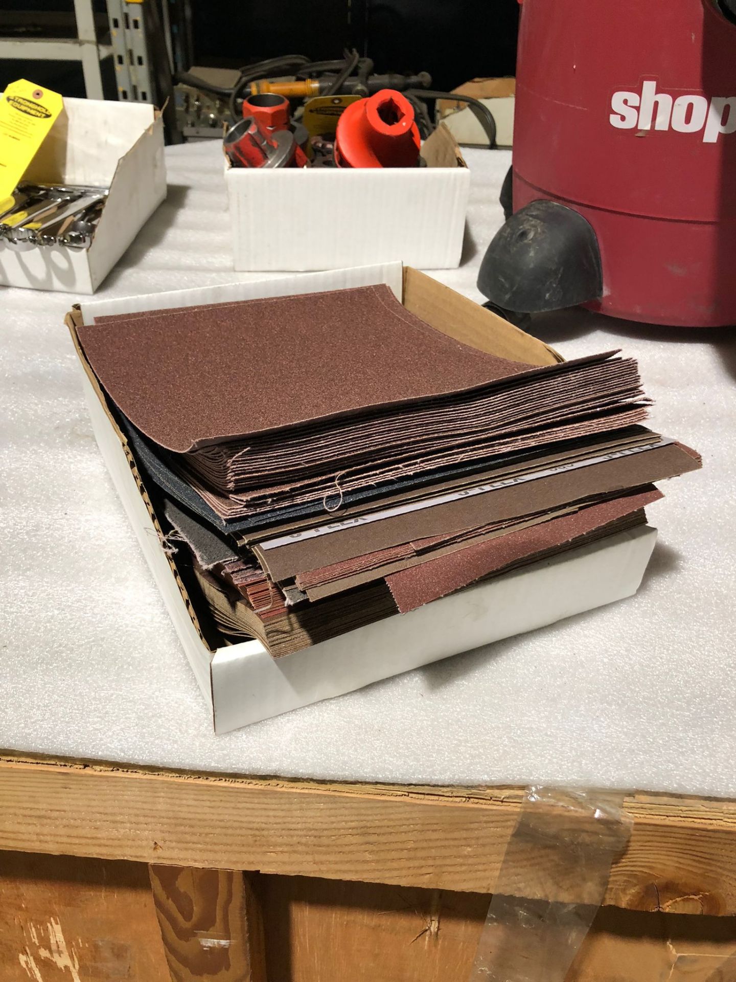 Lot of Sand Paper units - Approximately 100 Sheets - Image 2 of 2