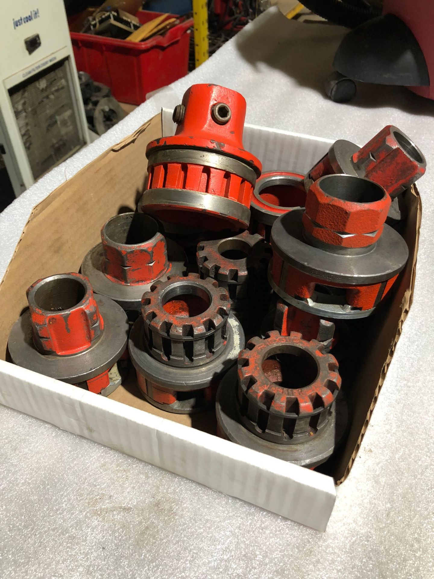 Lot of 12 (12 units) Ridgid Pipe Threading Dies