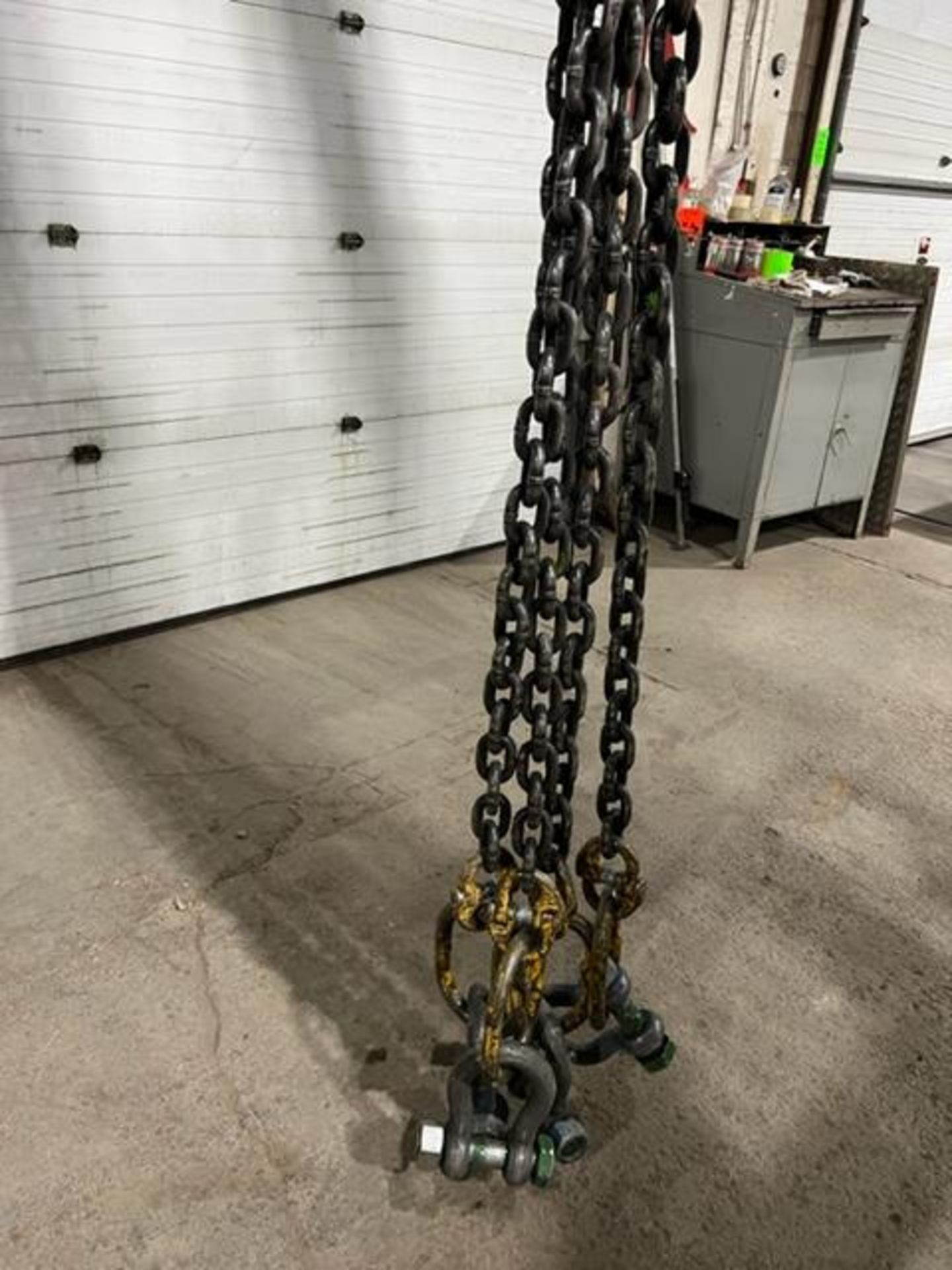 Lifting Chain 17 Ton - 4 Chains with Hooks and Shakels *** FROM 5-STAR RIGGING - Image 3 of 3