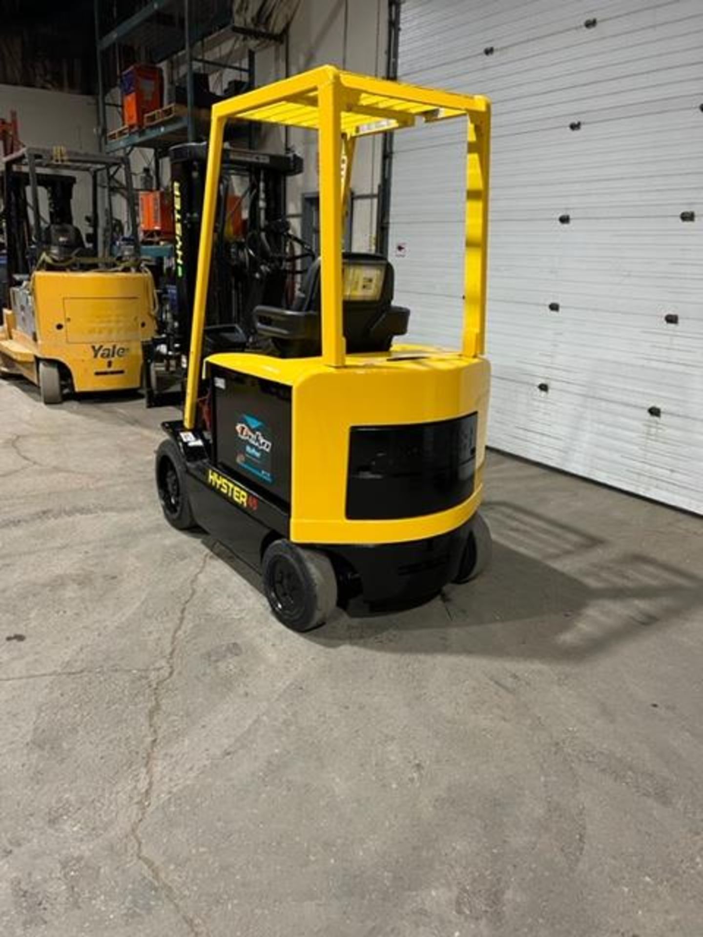 NICE 2008 Hyster model 45 - 4,500lbs Capacity Forklift Electric with Sideshift Option of - Image 3 of 3