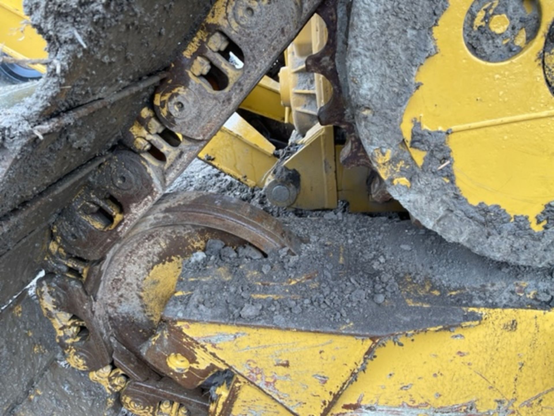 Bulldozer Caterpillar D6TLG, 2015, 5311 h, serial number : HTZ00297 - Image 26 of 49