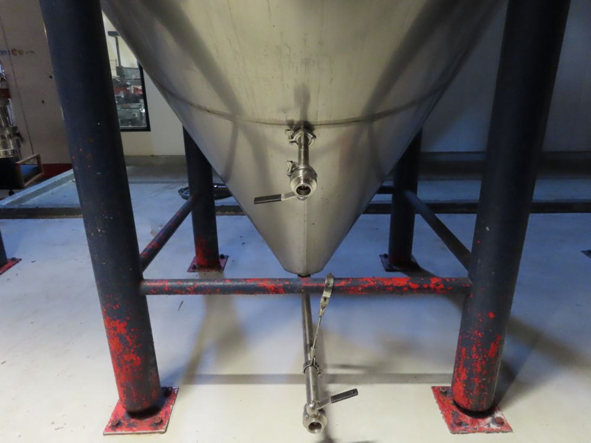 Santa Rosa Approx. 100 BBL Beer fermentor. - Image 3 of 4