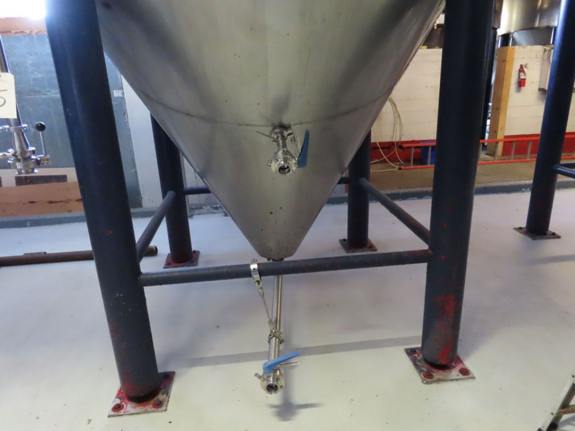 Santa Rosa Approx. 125 BBL Beer fermentor. - Image 3 of 4