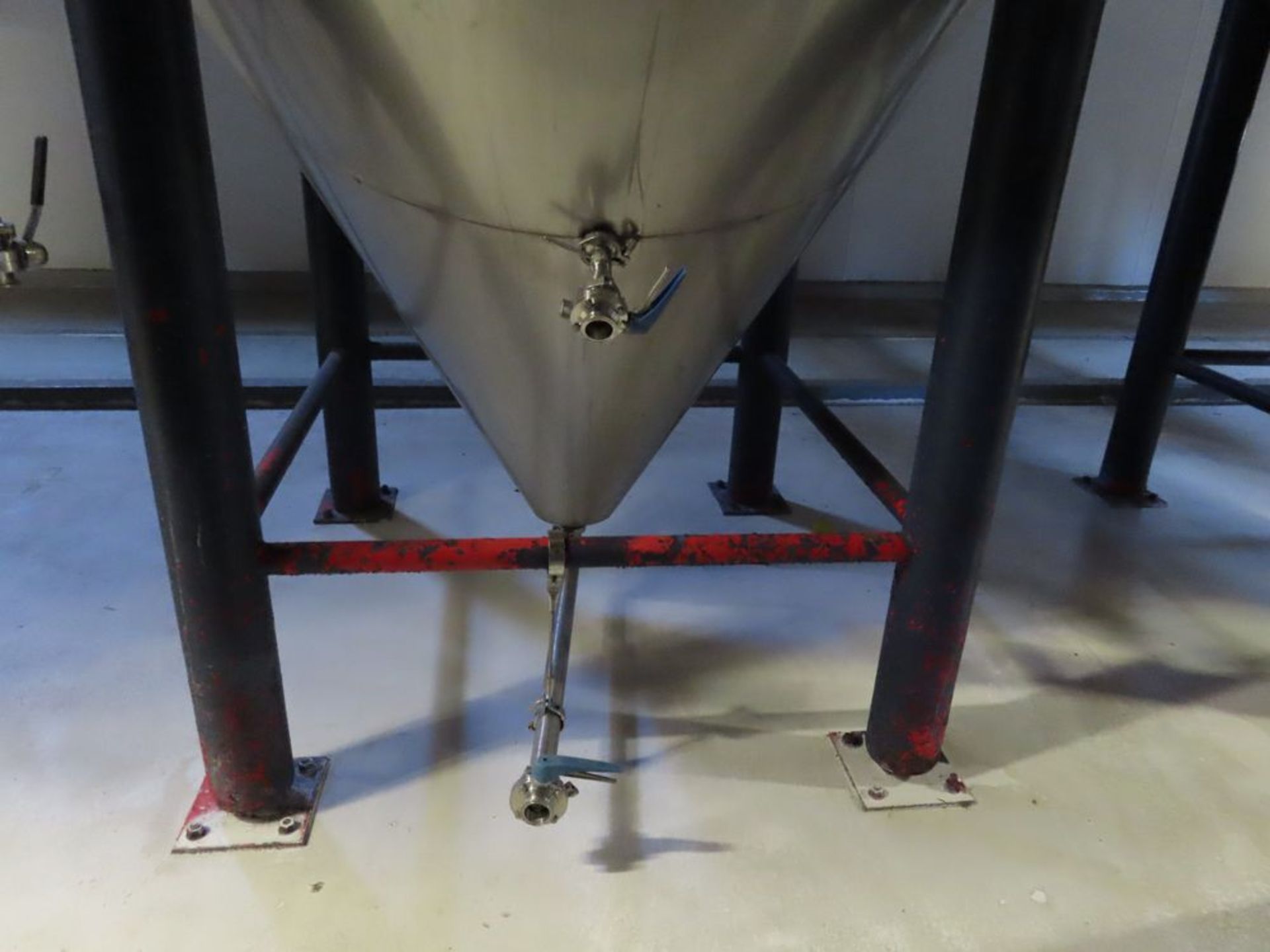 Santa Rosa Approx. 100 BBL Beer fermentor. - Image 3 of 4