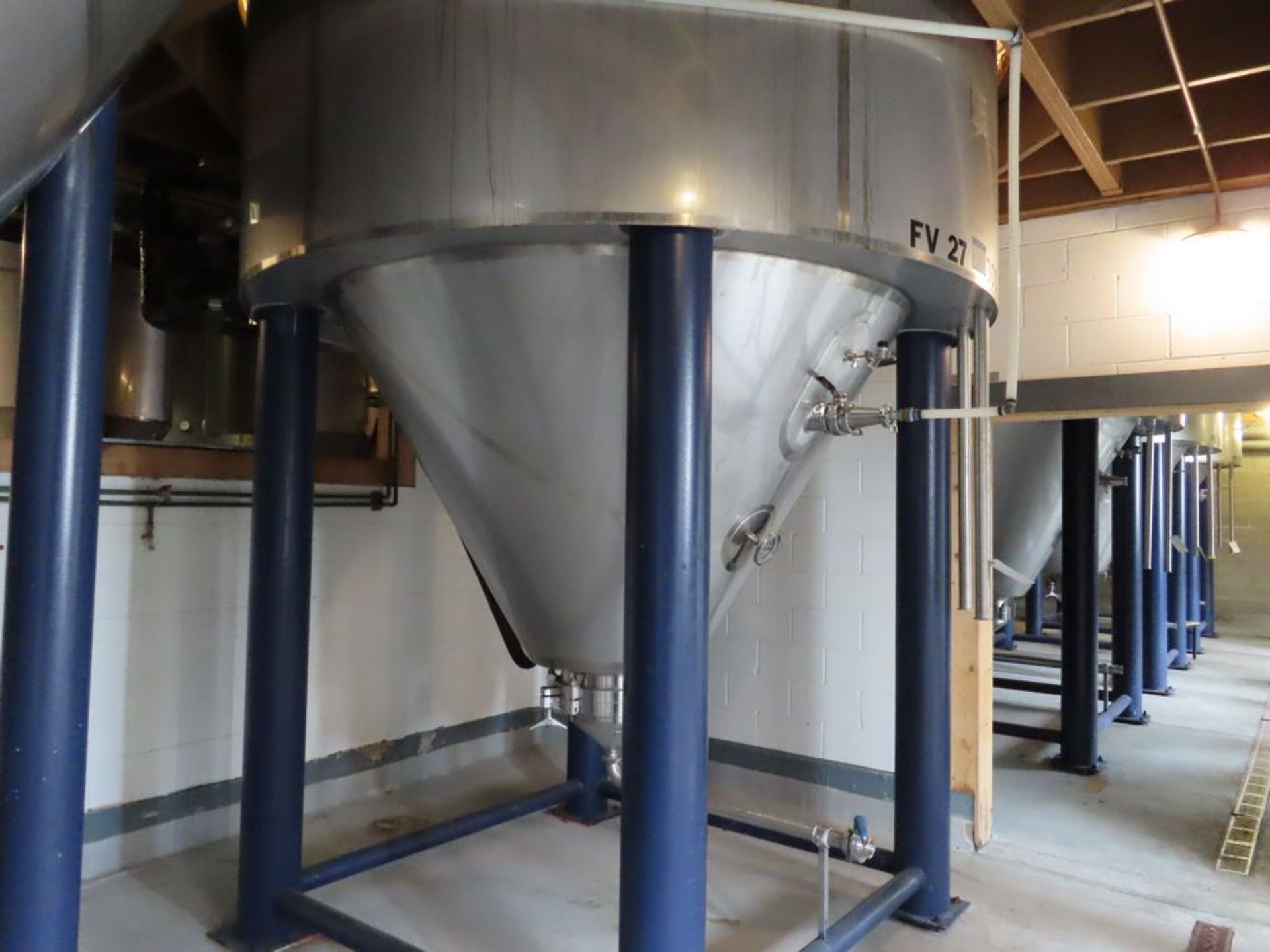 Mueller 300 BBL, Model F, Beer fermentor - Image 2 of 4