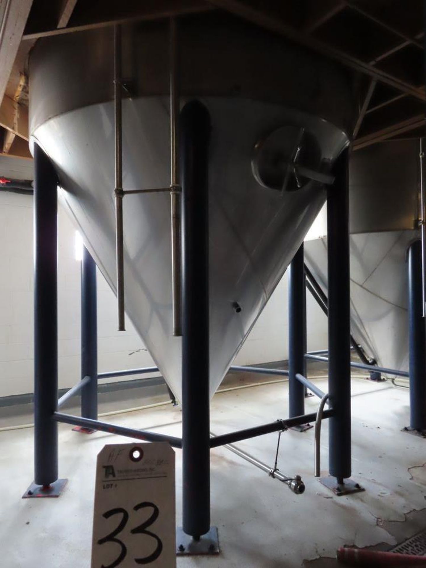 Santa Rosa Approx. 200 BBL Beer fermentor