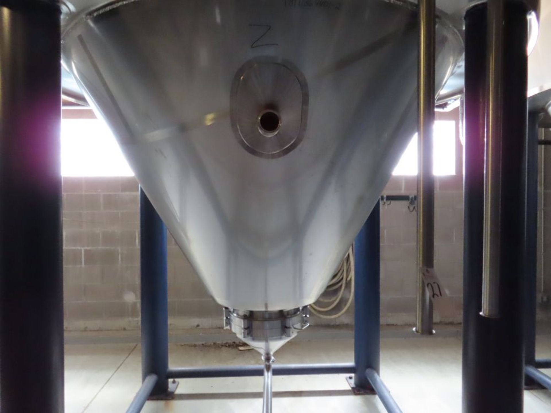 Mueller 300 BBL, Model F, Beer fermentor - Image 3 of 4