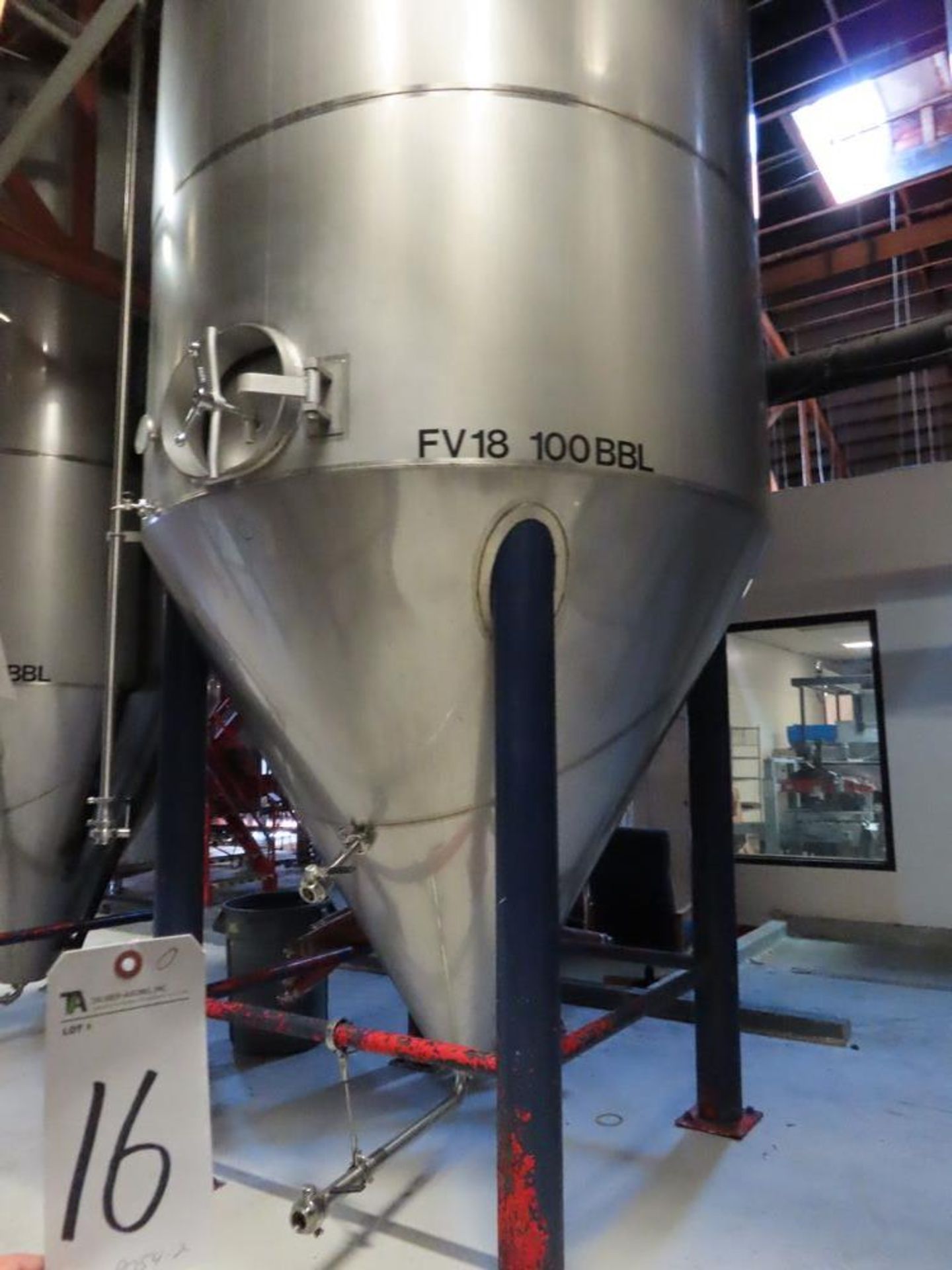 Santa Rosa Approx. 125 BBL Beer fermentor.