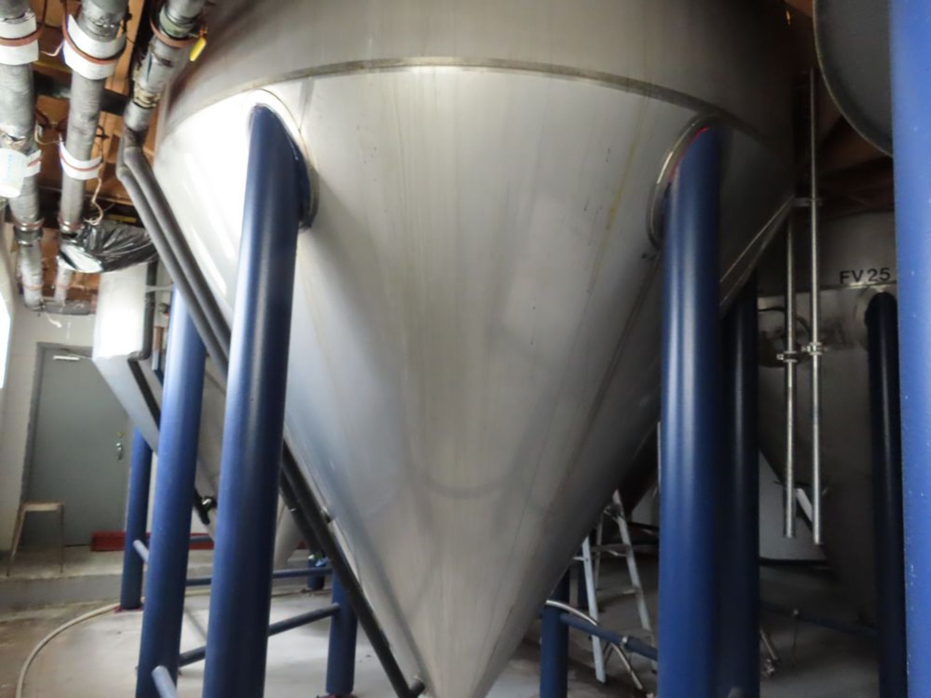 Santa Rosa Approx. 200 BBL Beer fermentor - Image 2 of 4