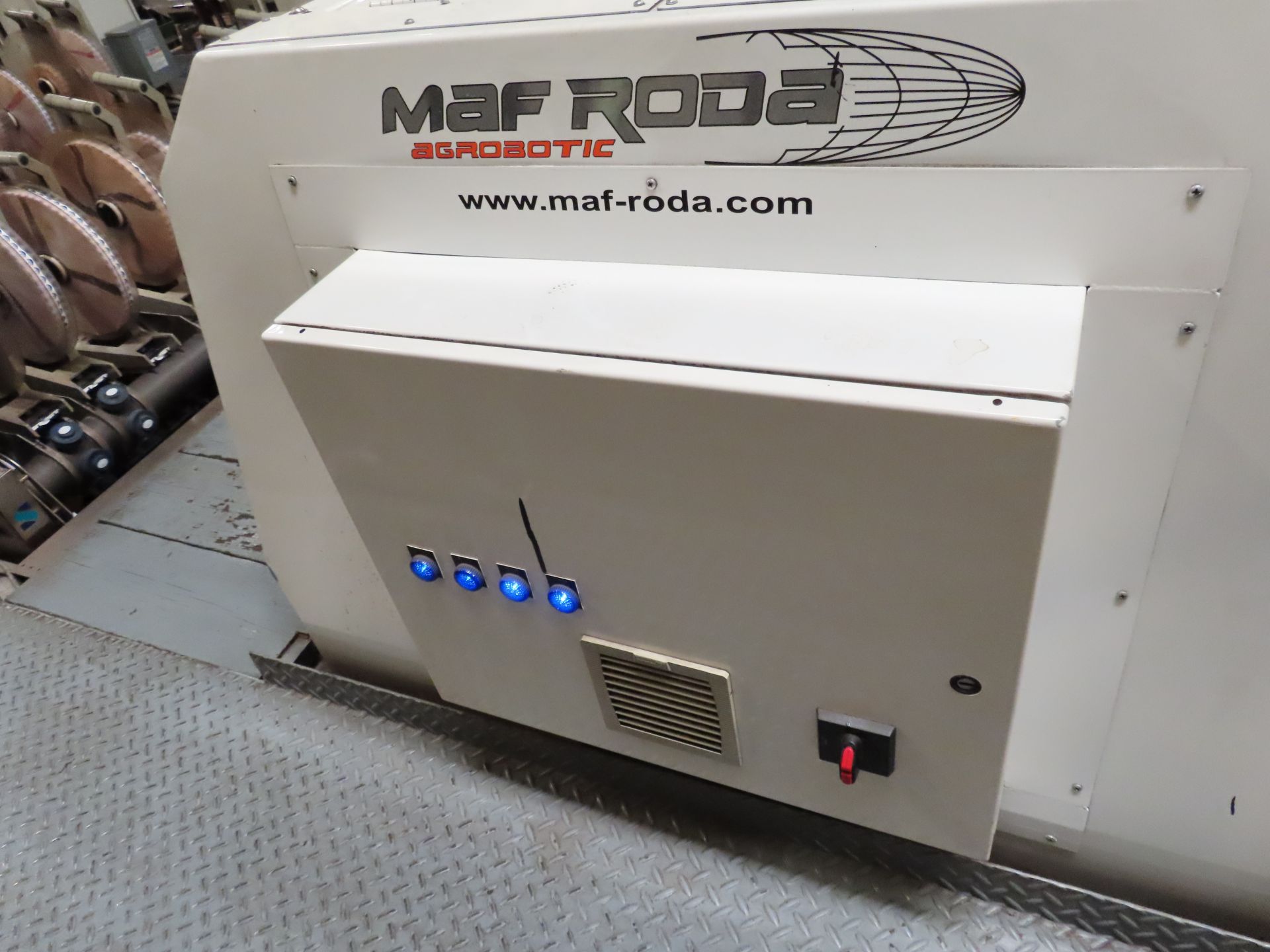 (2014) MAF Roda, 8-Lane Optical Sizer/Grader w/ A/B Count Fillers & Box Fillers w/ Underneath - Image 2 of 6