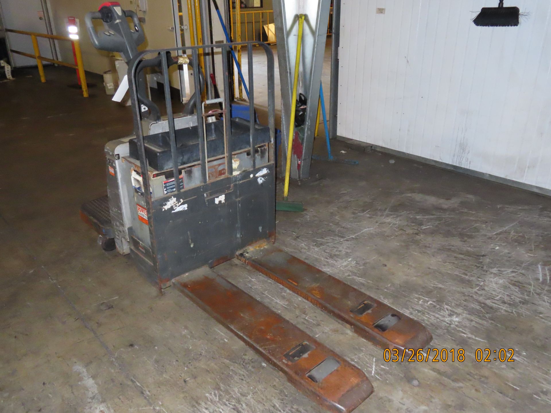 Nissan Electric 6,000lb. Pallet Jack 24 Volt mod. RPXTZW2G60NV; S/N 2W26-9310039 (No Charger) - Image 2 of 3