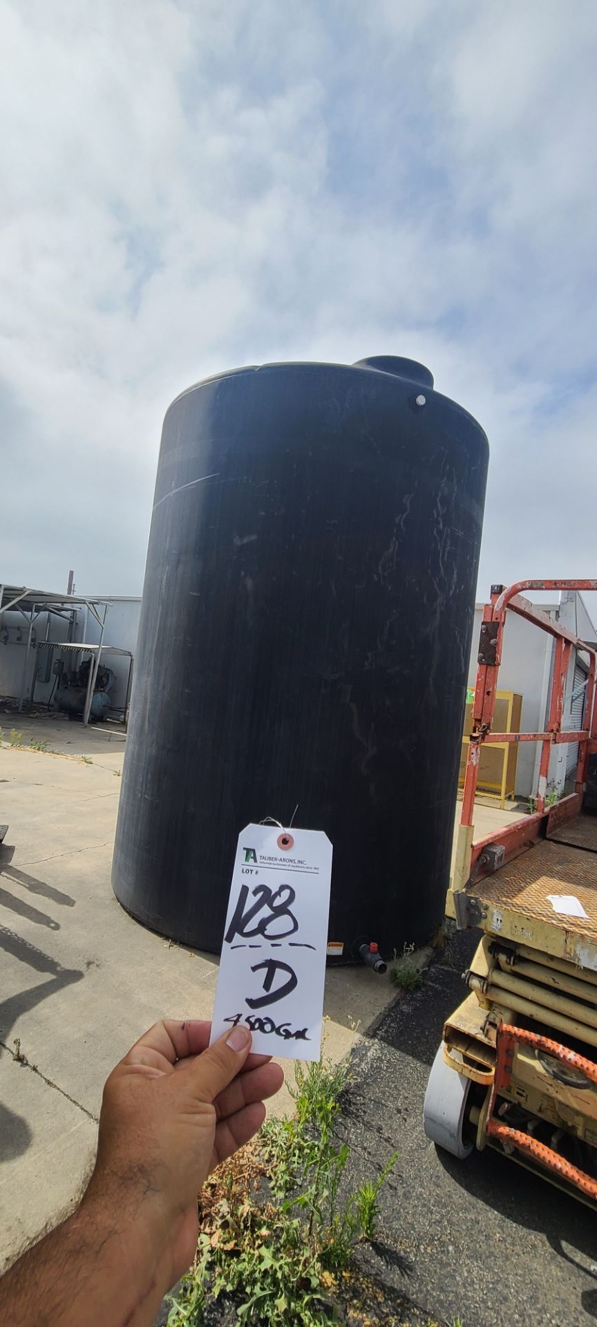 4,500 poly storage tank Loading Fee: $400