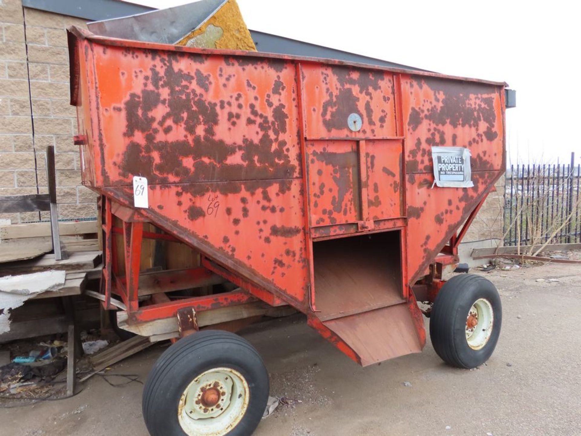 Malt & Grain Cart, Approx. 10'L x